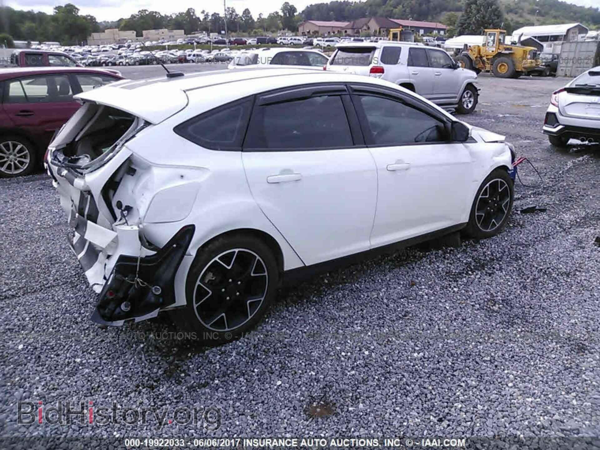 2014 Ford Focus - VIN: 1FADP3K23EL221939 - Фото 4
