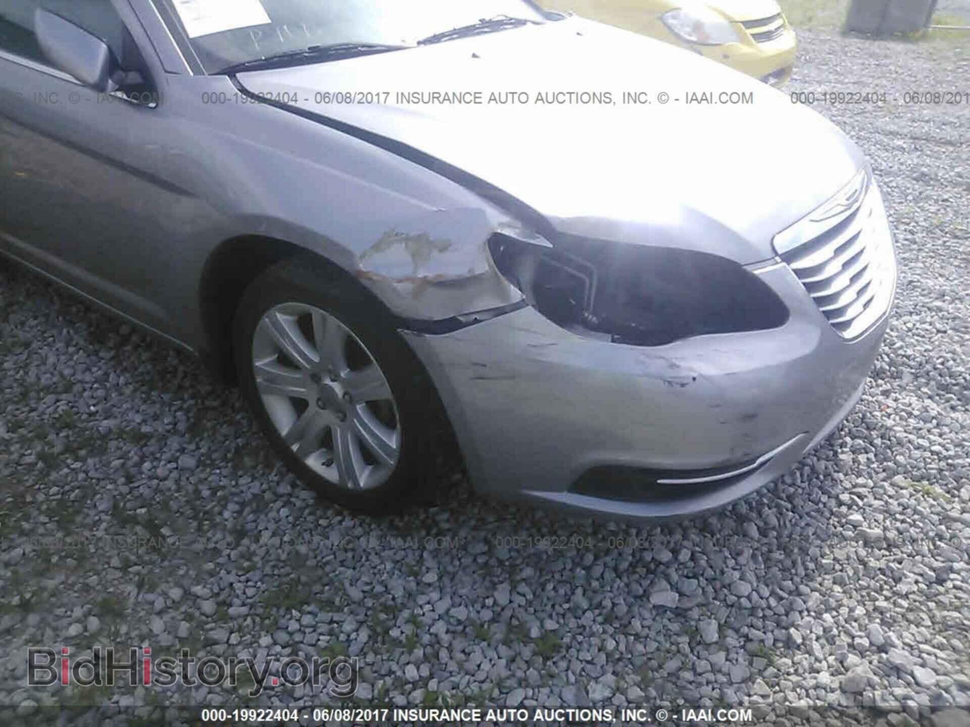 2013 Chrysler 200 - VIN: 1C3CCBAB5DN705504 - Photo 6