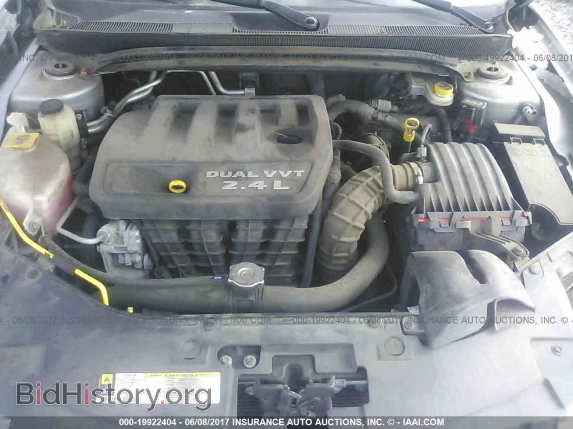 2013 Chrysler 200 - VIN: 1C3CCBAB5DN705504 - Photo 10