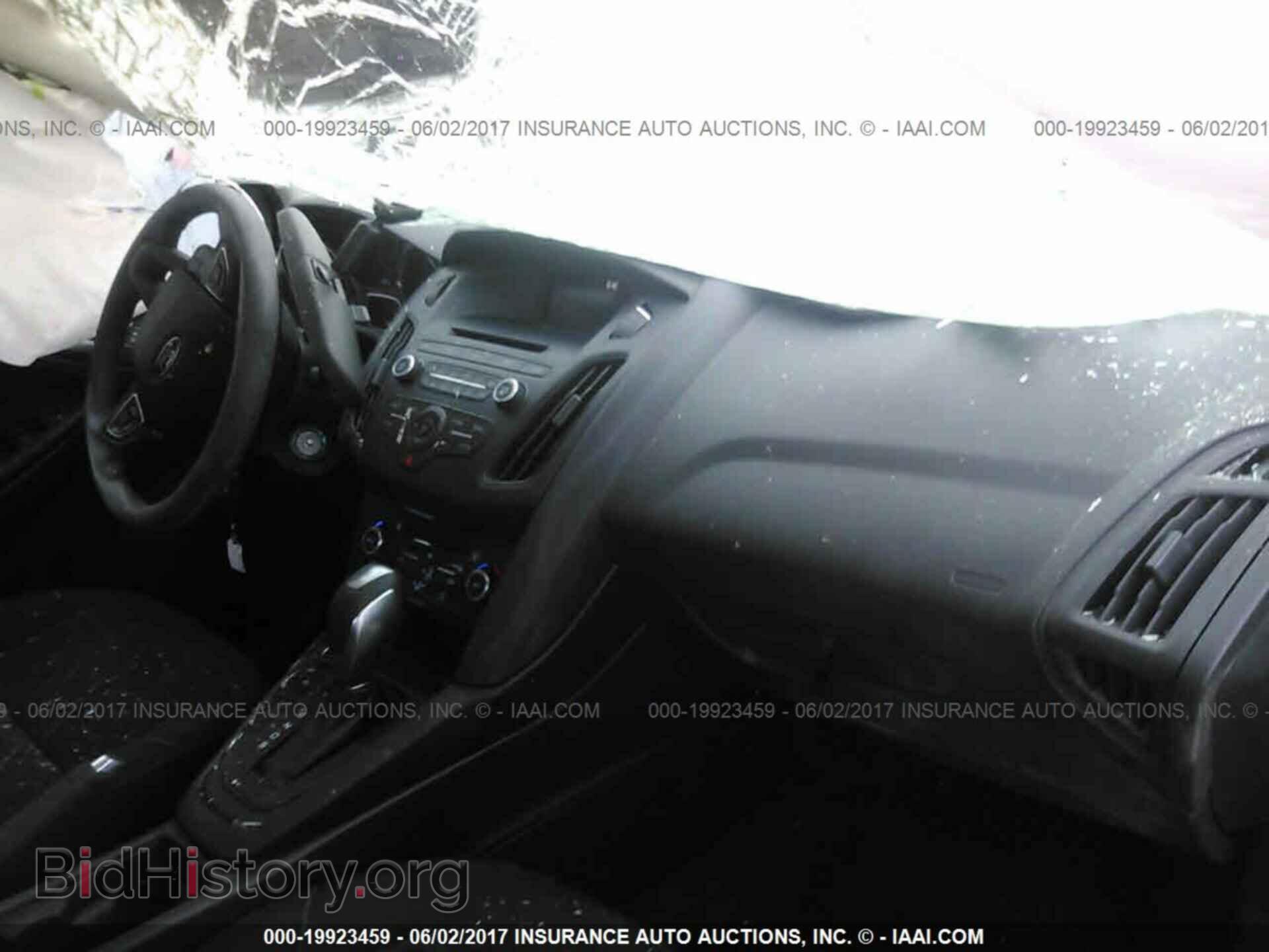 2016 Ford Focus - VIN: 1FADP3FE3GL275281 - Фото 5