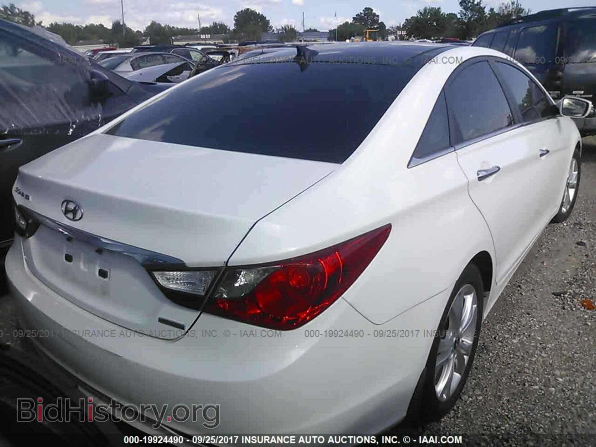 2012 Hyundai Sonata - VIN: 5NPEC4AC1CH471272 - Фото 4