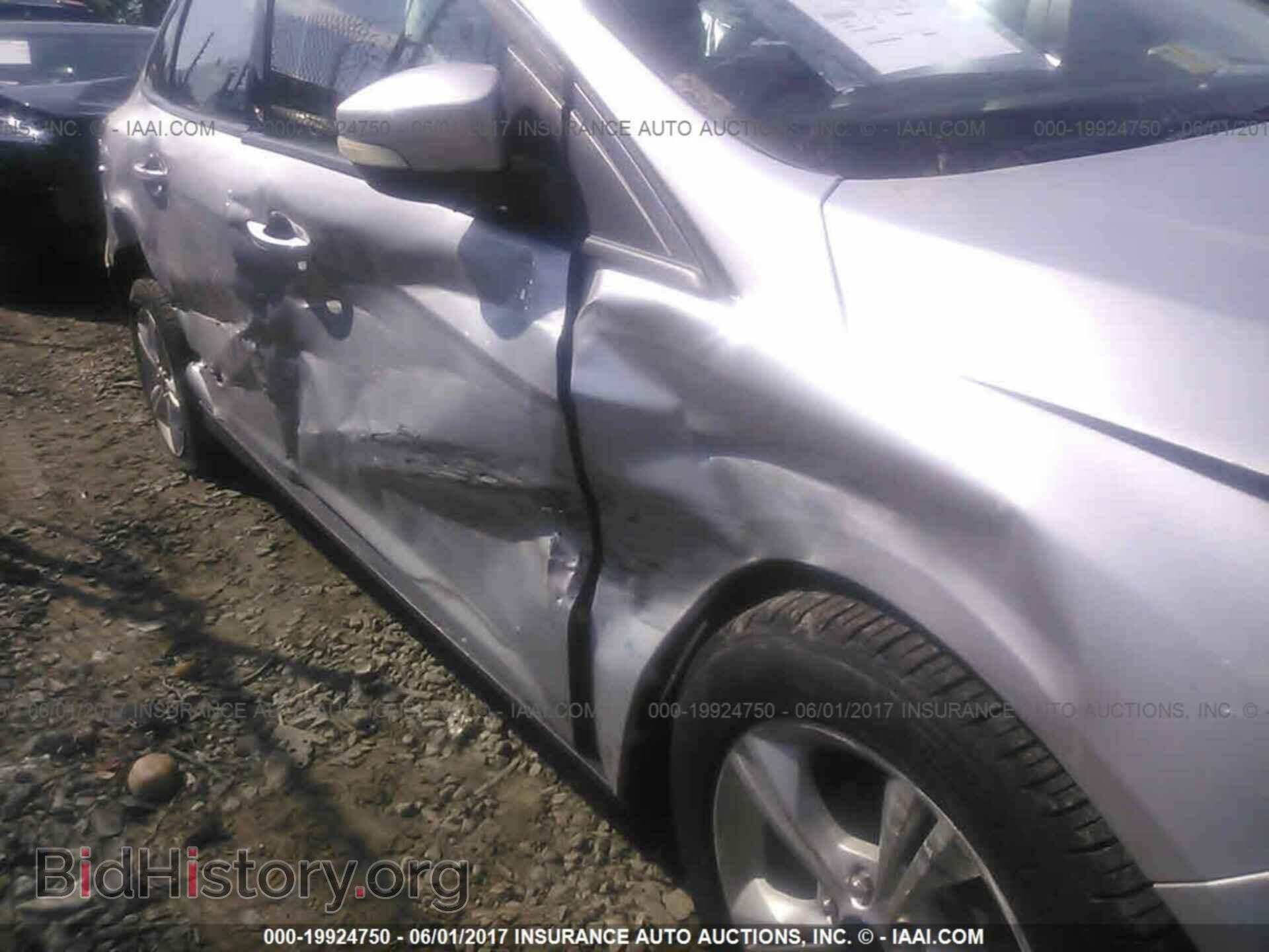 2013 Ford Focus - VIN: 1FADP3F2XDL323389 - Фото 6