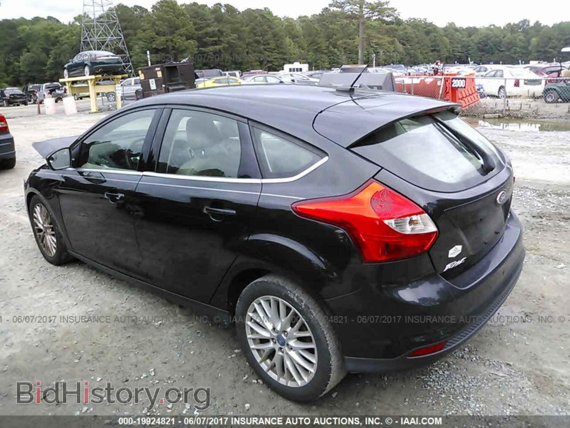 2012 Ford Focus - VIN: 1FAHP3M29CL138558 - Фото 3