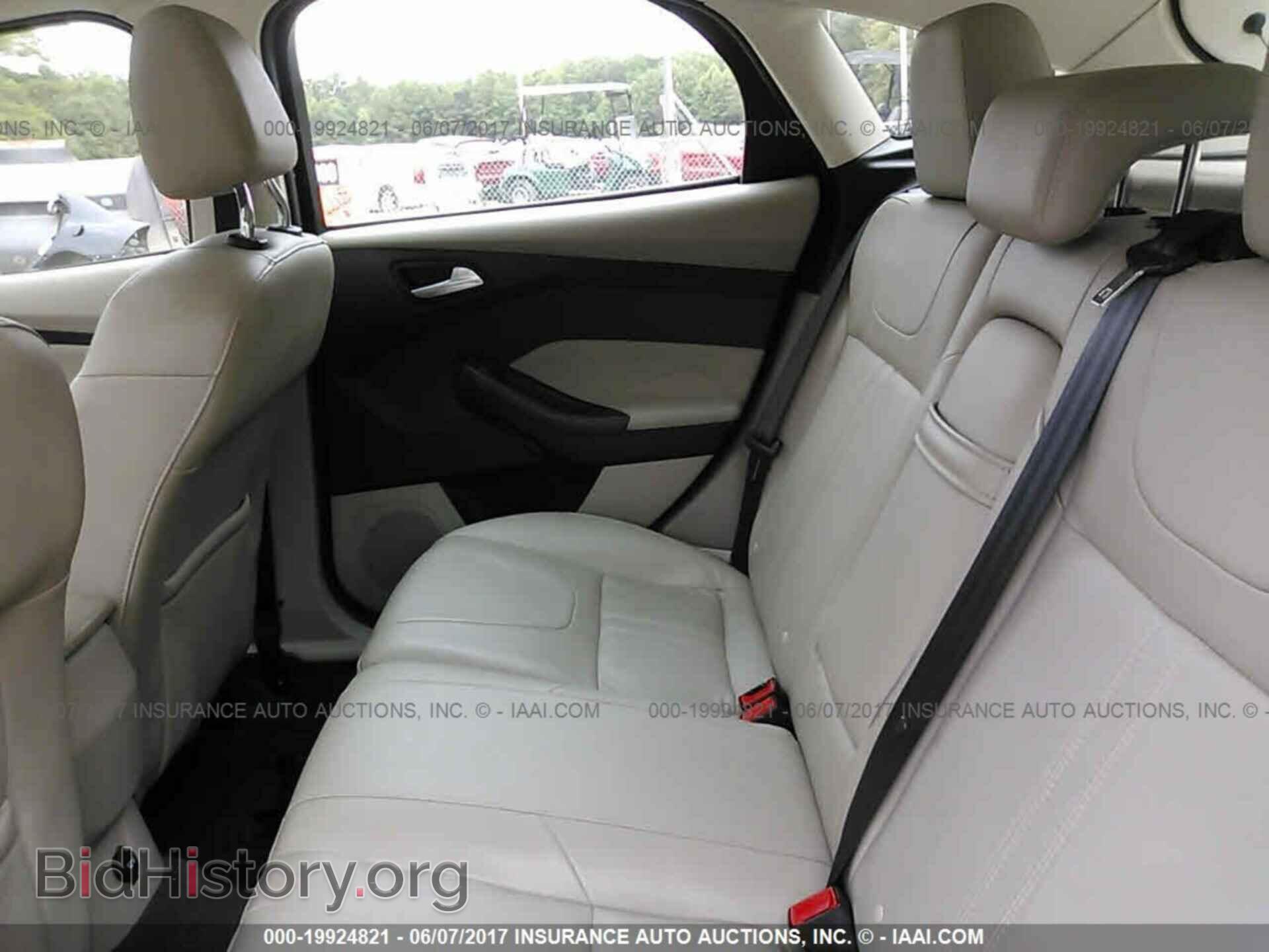 2012 Ford Focus - VIN: 1FAHP3M29CL138558 - Фото 8