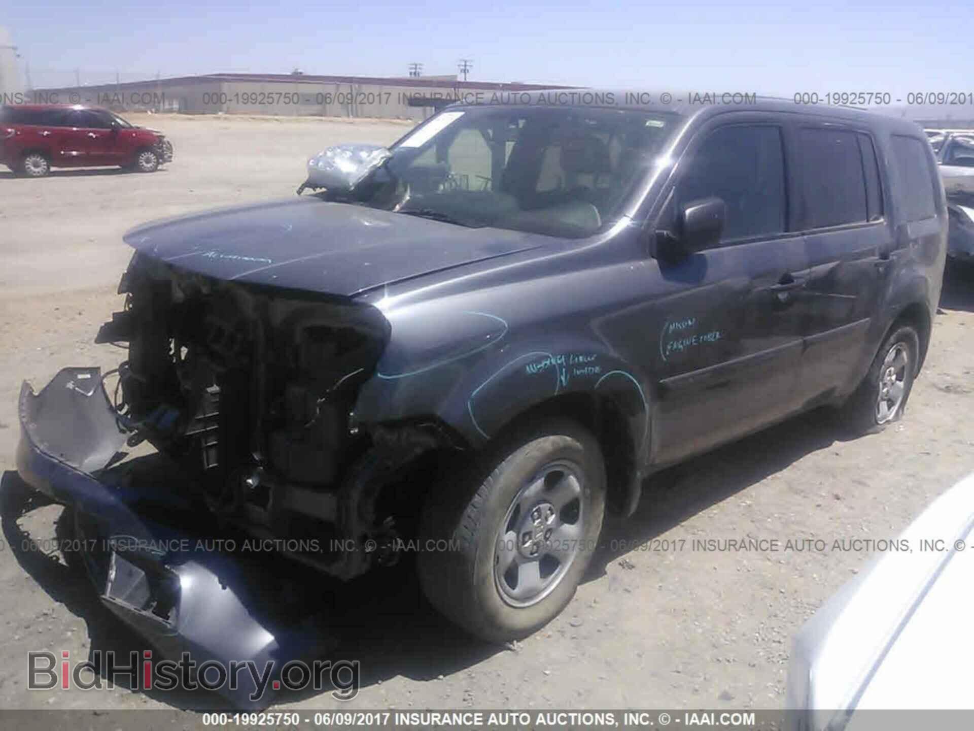 2014 Honda Pilot - VIN: 5FNYF4H25EB050240 - Фото 2