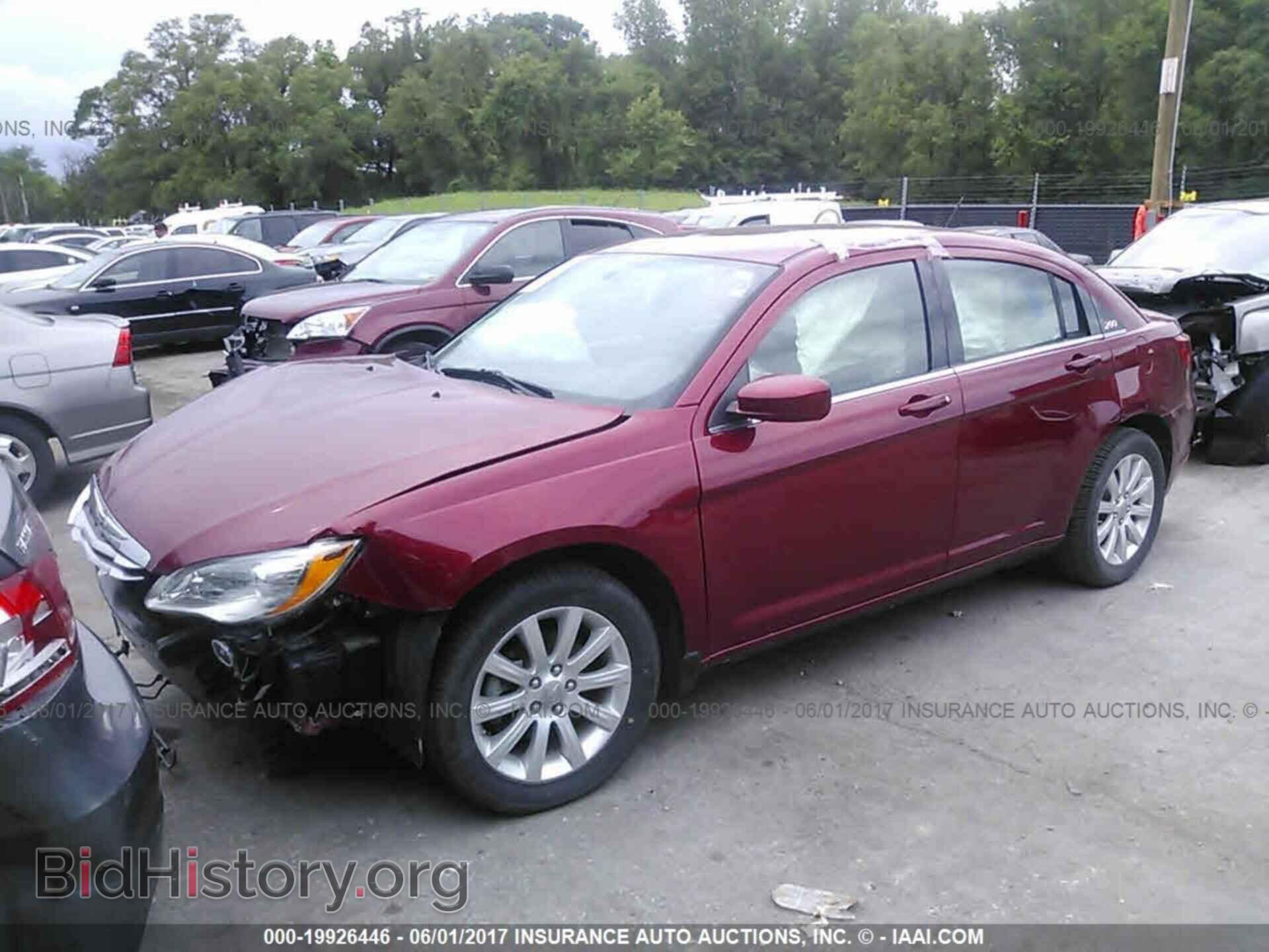 2013 Chrysler 200 - VIN: 1C3CCBBB5DN505401 - Photo 2