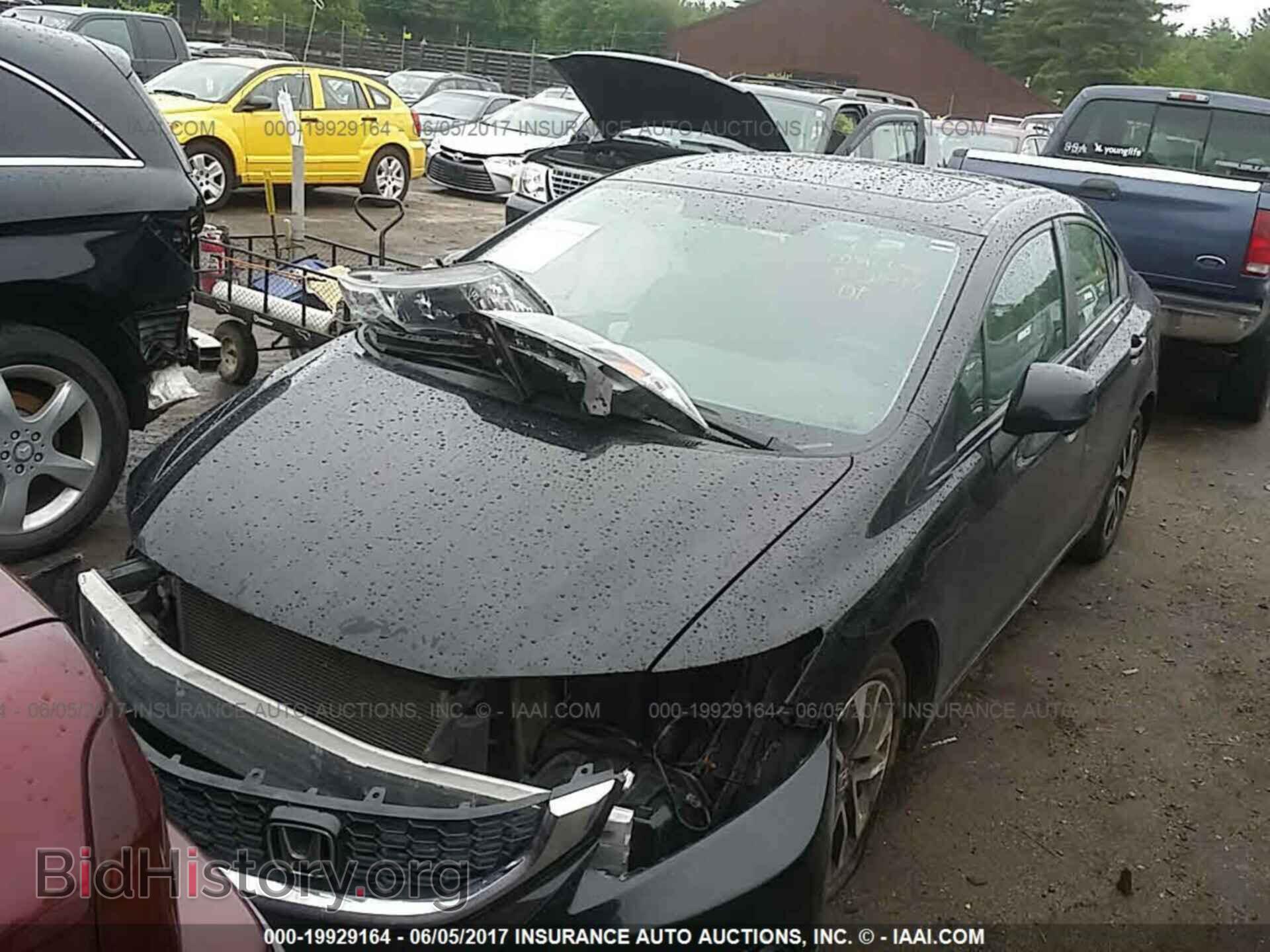 2013 Honda Civic - VIN: 19XFB2F84DE268687 - Фото 2