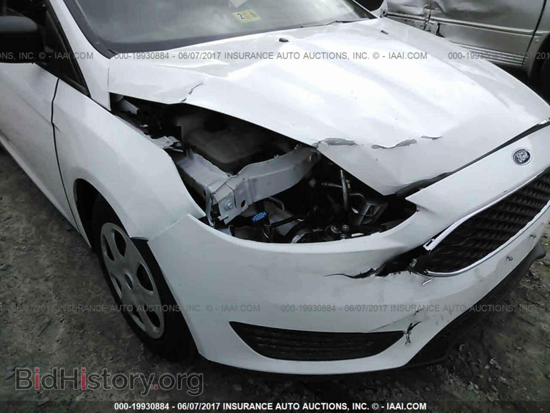2017 Ford Focus - VIN: 1FADP3E2XHL234817 - Photo 6