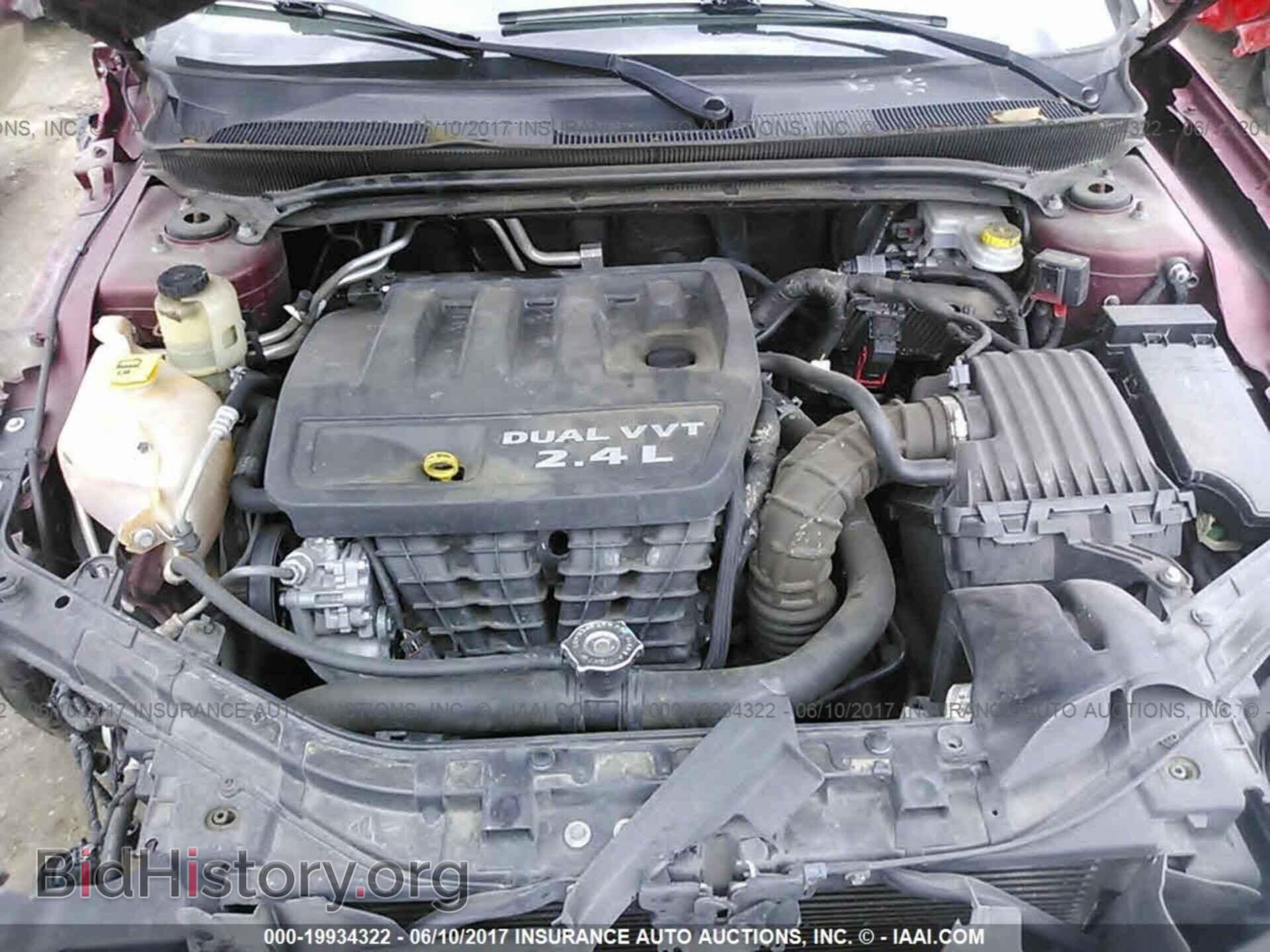 2012 Chrysler 200 - VIN: 1C3CCBAB6CN205009 - Photo 10