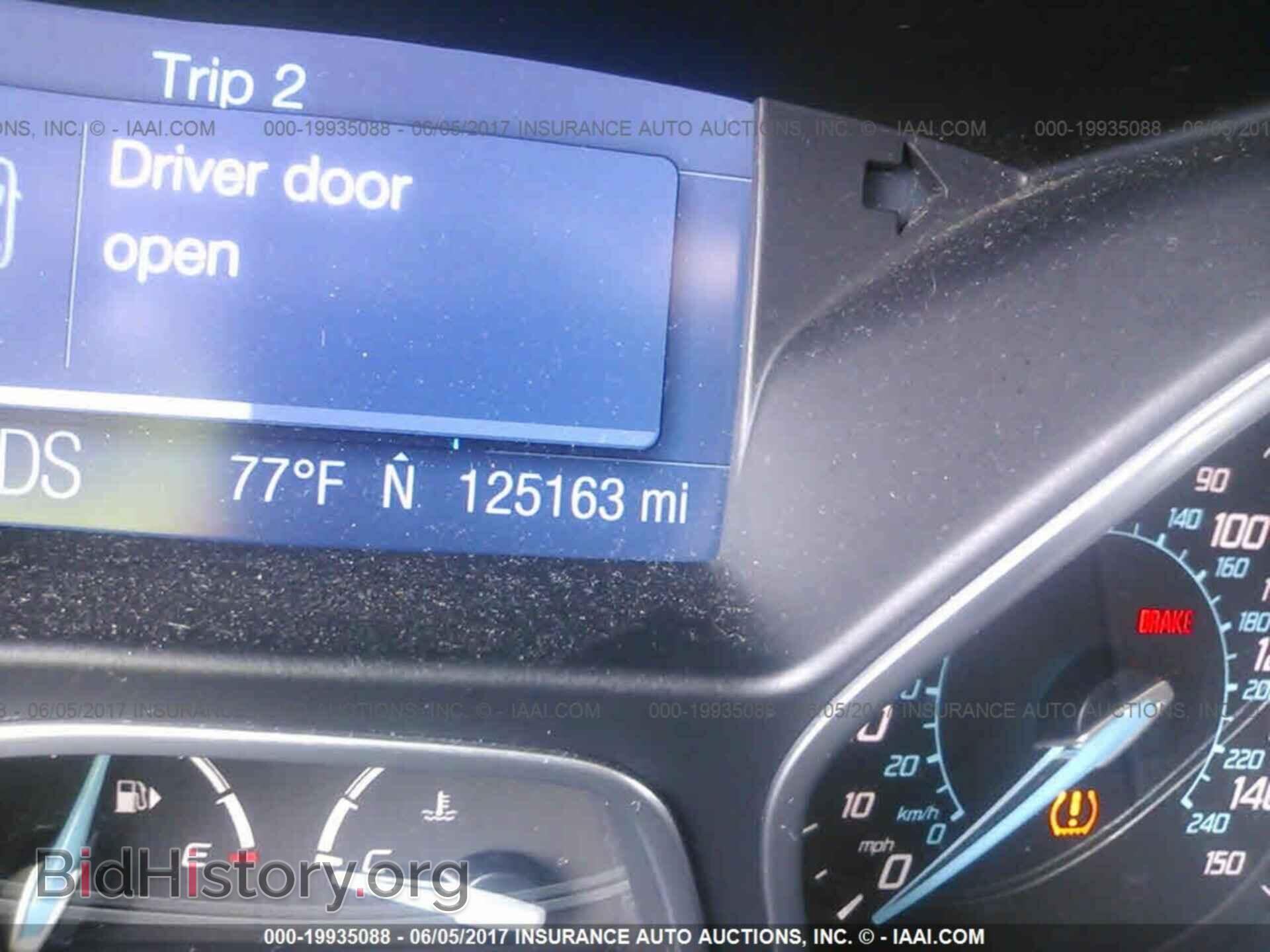 2012 Ford Focus - VIN: 1FAHP3K22CL377789 - Photo 7
