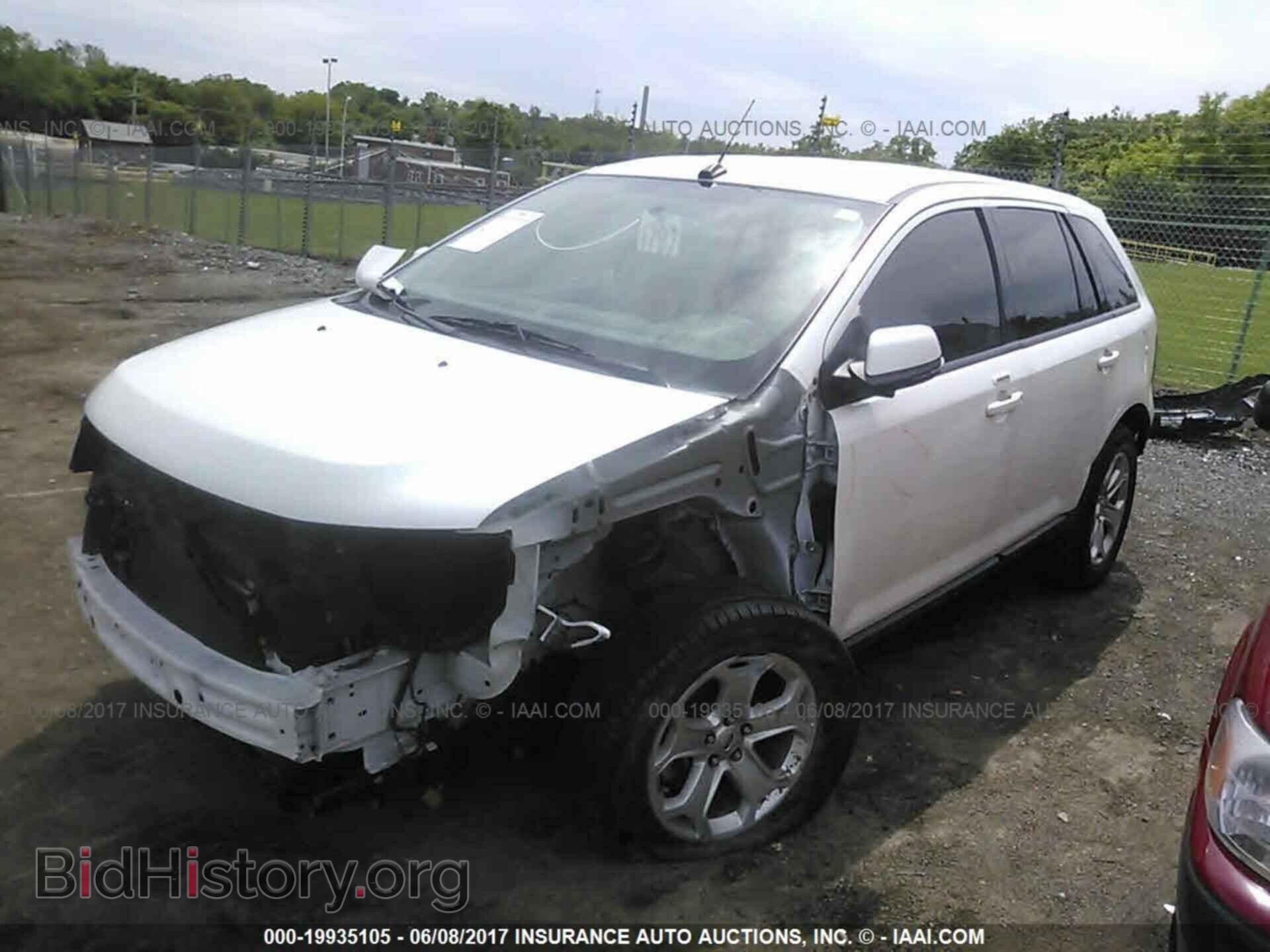 2014 Ford Edge - VIN: 2FMDK3JC2EBA15235 - Photo 2