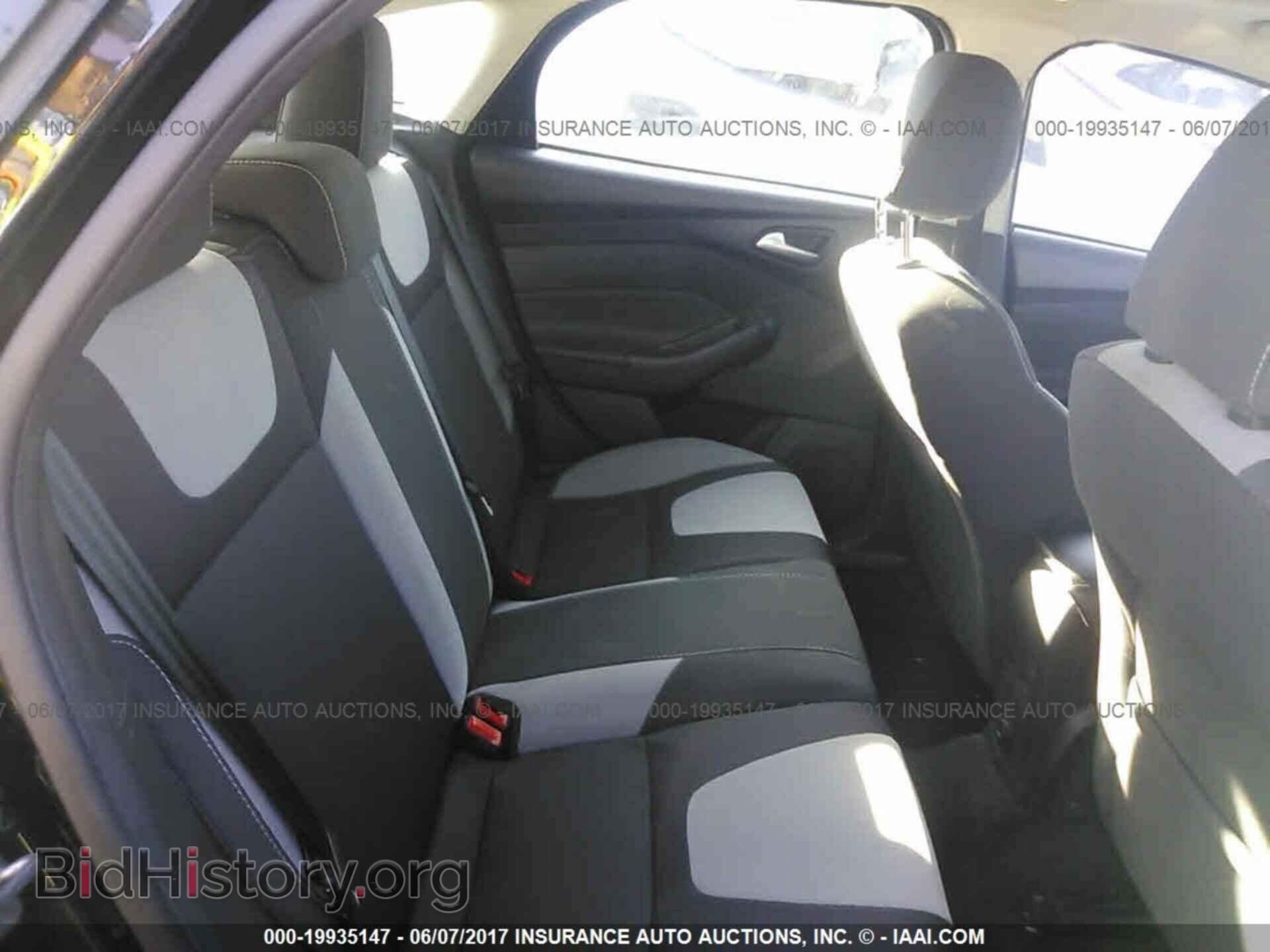 2012 Ford Focus - VIN: 1FAHP3K25CL422675 - Photo 8