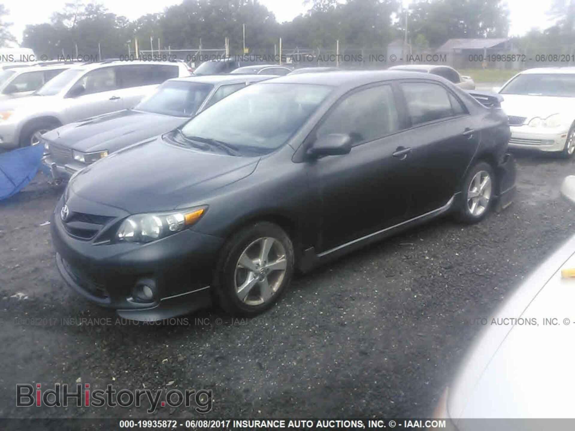 2011 Toyota Corolla - VIN: 2T1BU4EEXBC606357 - Фото 2