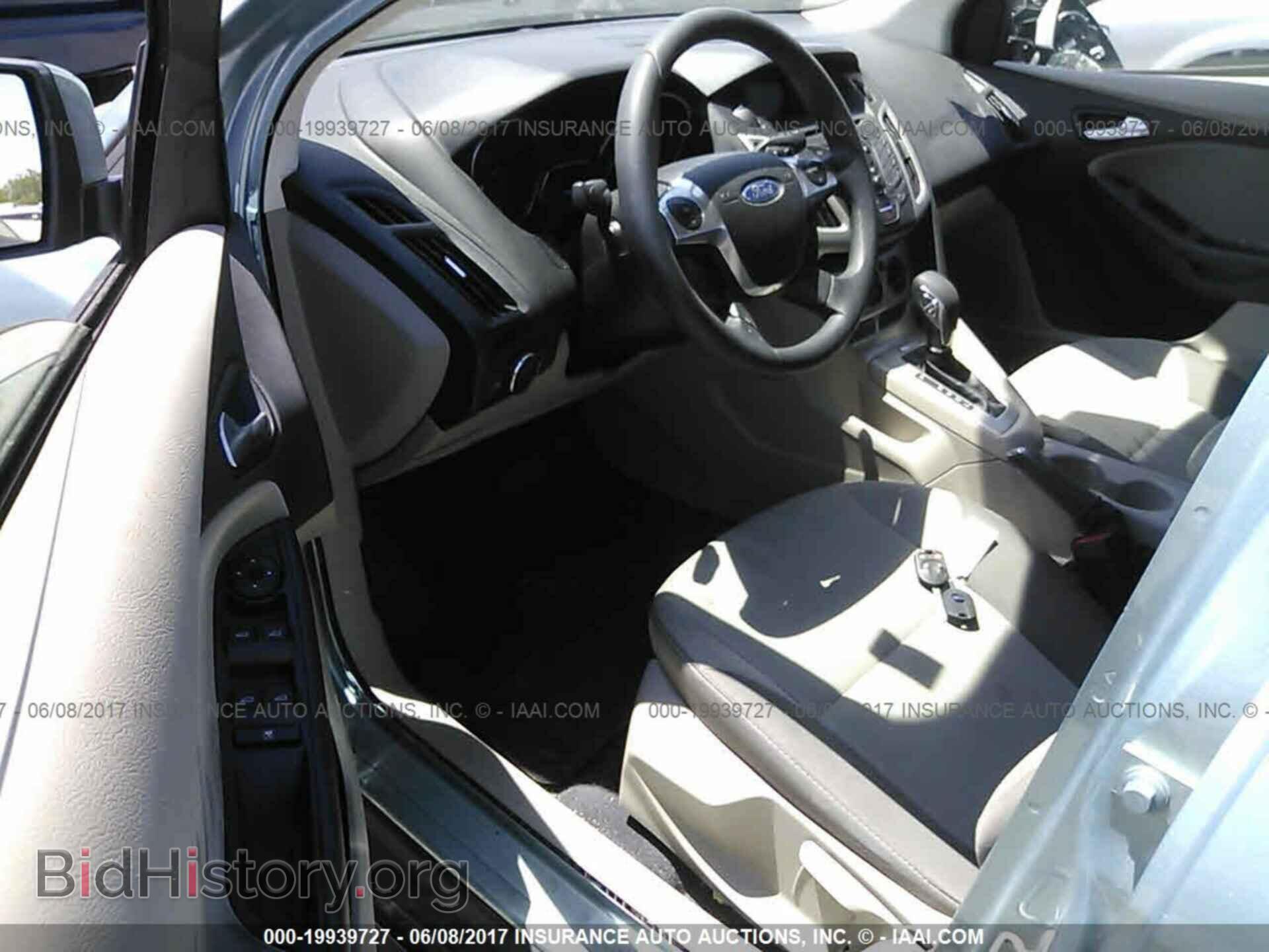 2012 Ford Focus - VIN: 1FAHP3F29CL222084 - Photo 5