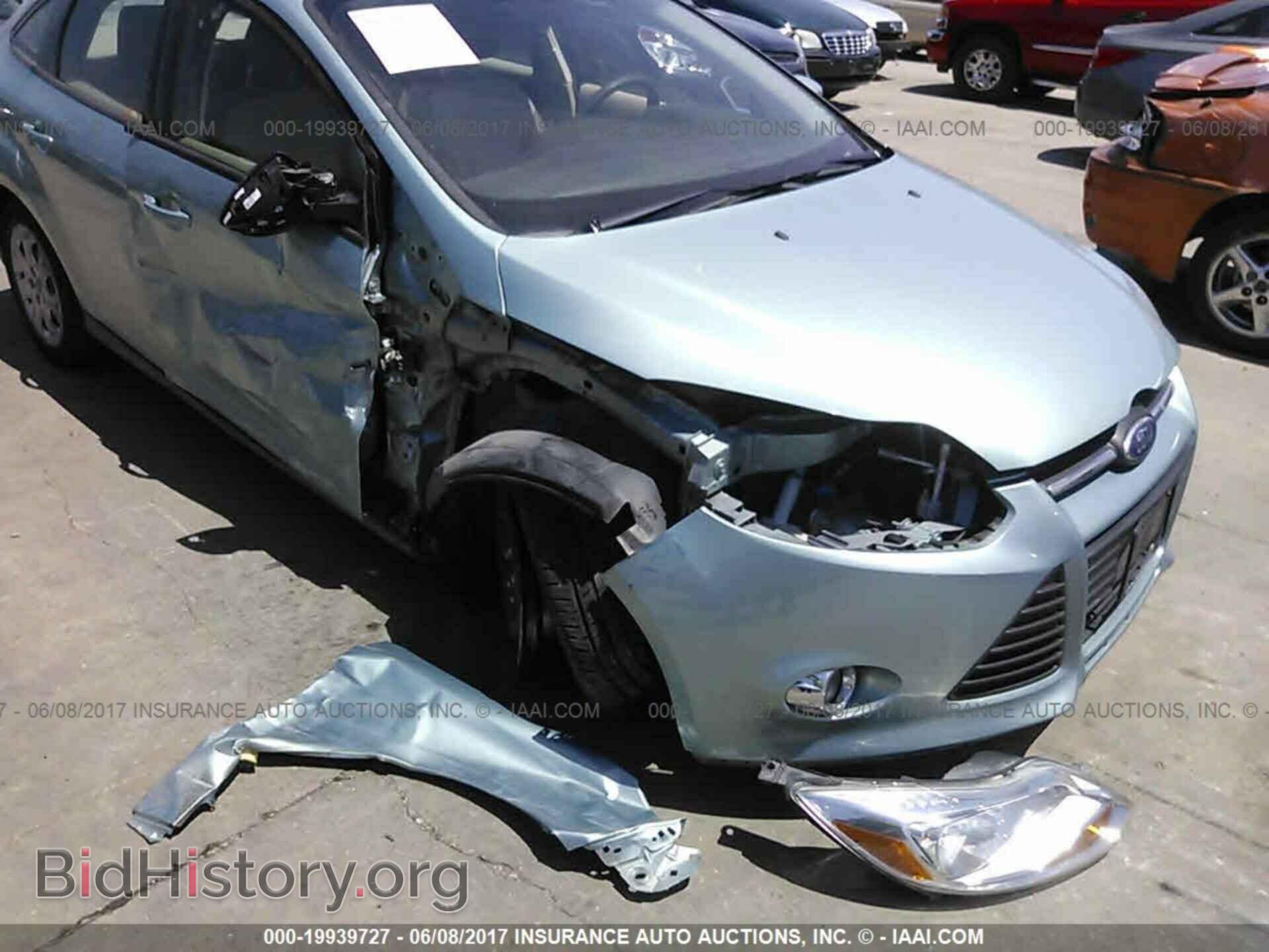 2012 Ford Focus - VIN: 1FAHP3F29CL222084 - Photo 6