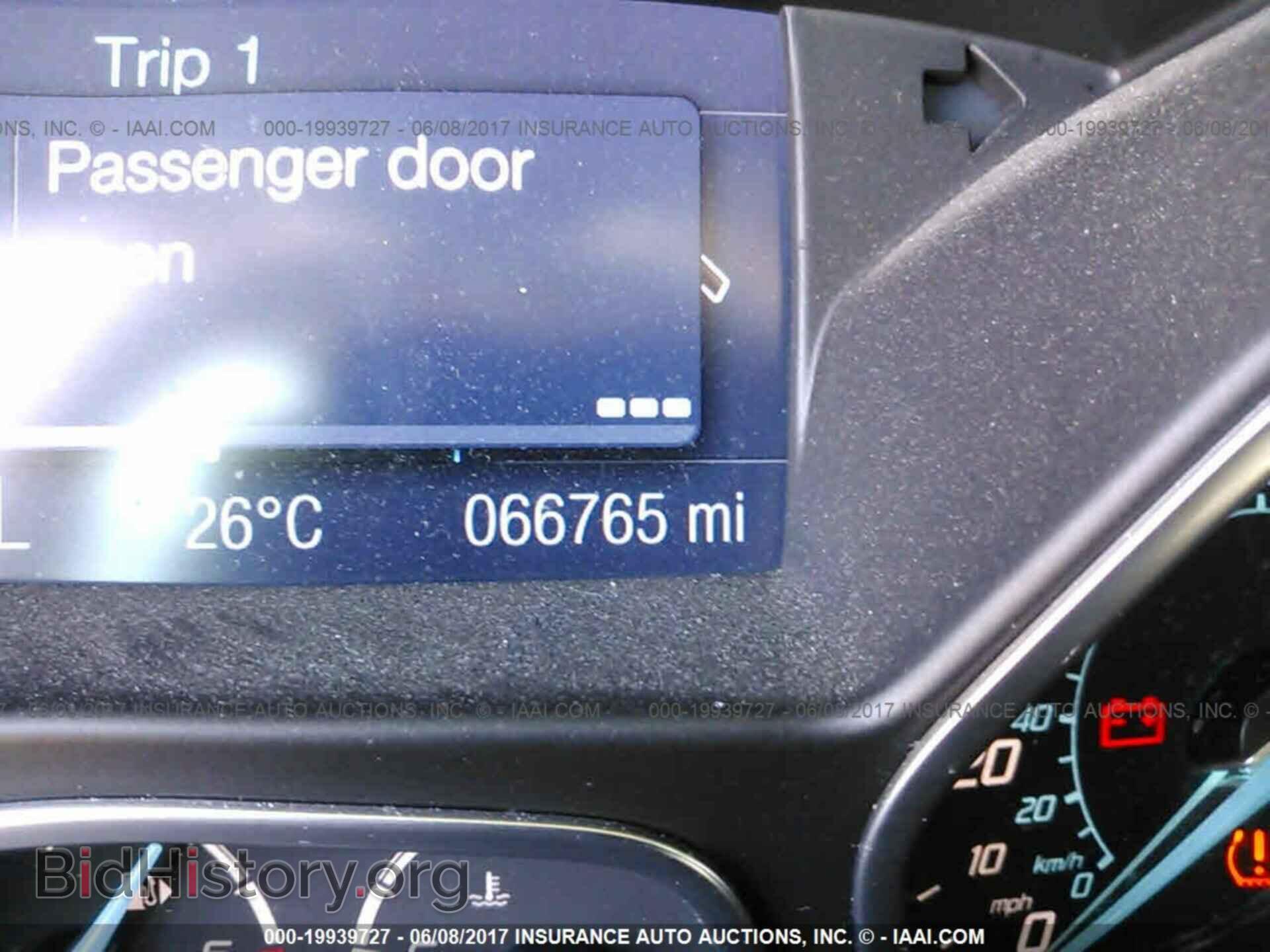 2012 Ford Focus - VIN: 1FAHP3F29CL222084 - Photo 7
