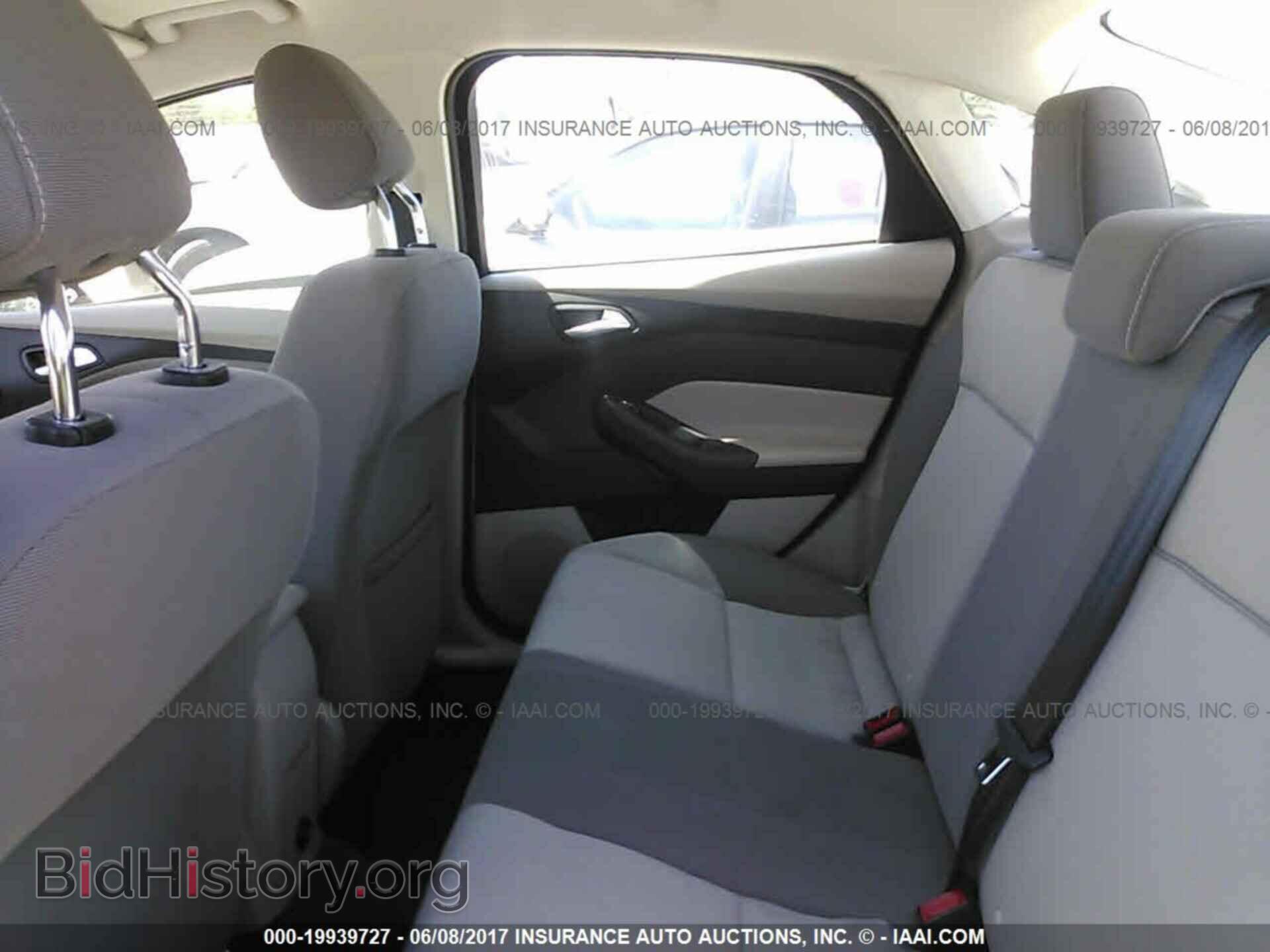 2012 Ford Focus - VIN: 1FAHP3F29CL222084 - Photo 8