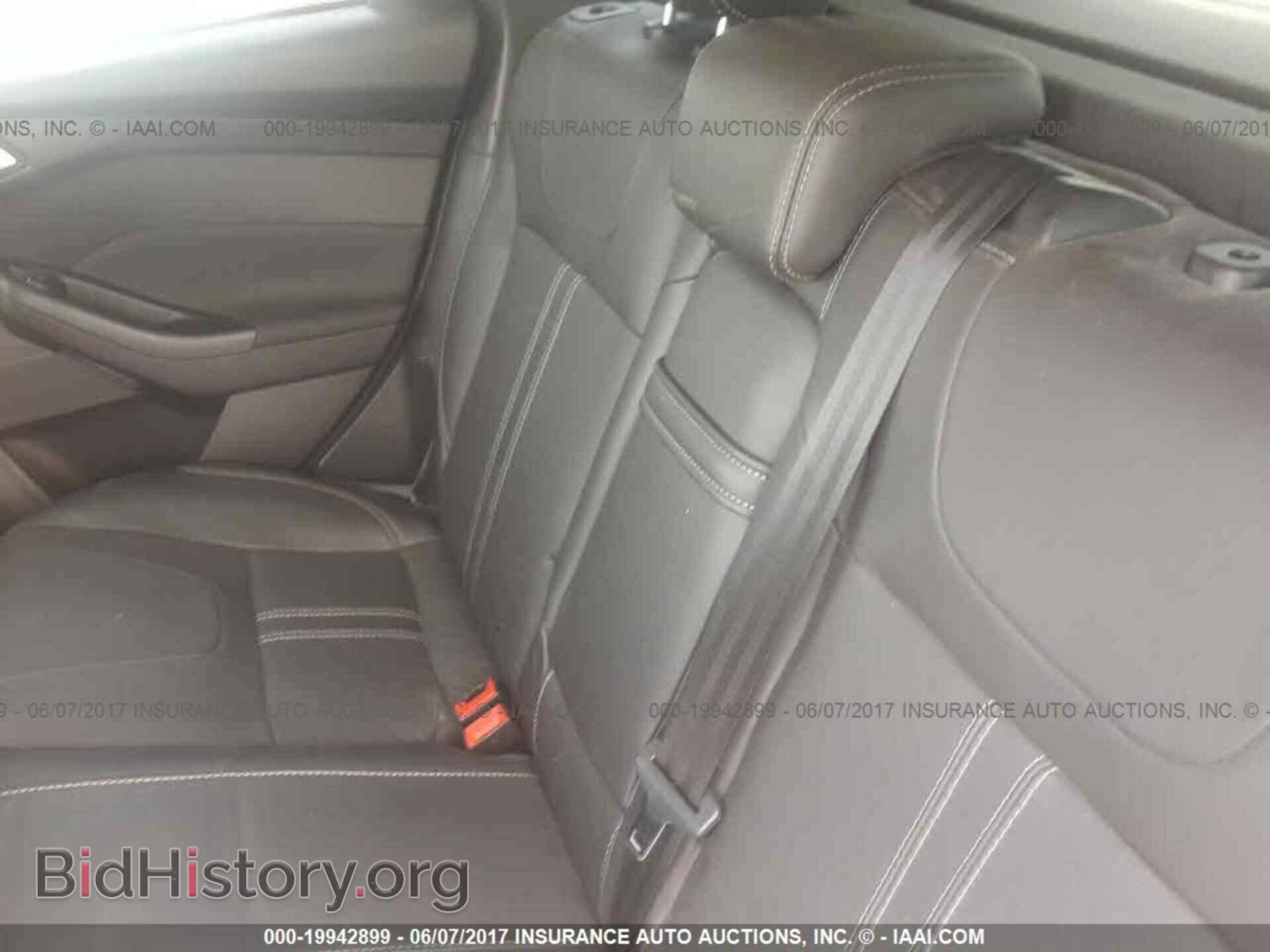 2012 Ford Focus - VIN: 1FAHP3N2XCL415863 - Photo 8