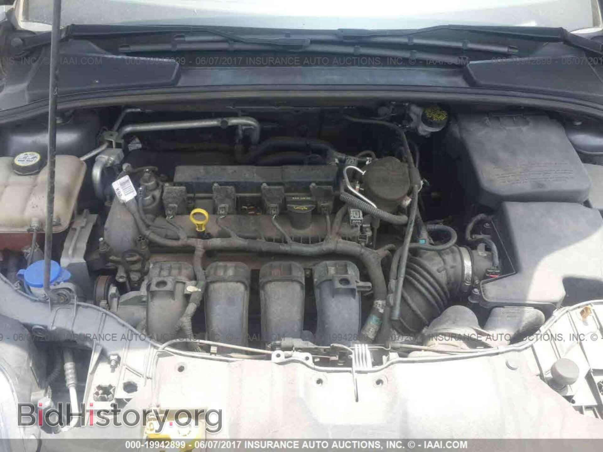 2012 Ford Focus - VIN: 1FAHP3N2XCL415863 - Photo 10
