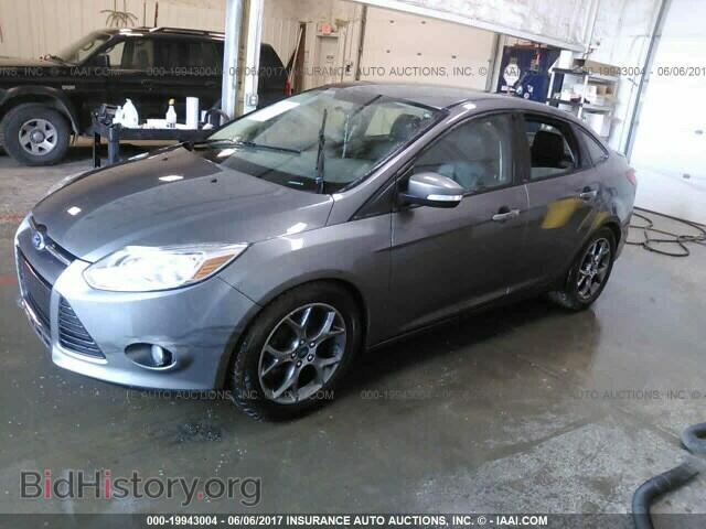 2013 Ford Focus - VIN: 1FADP3F25DL325812 - Фото 2