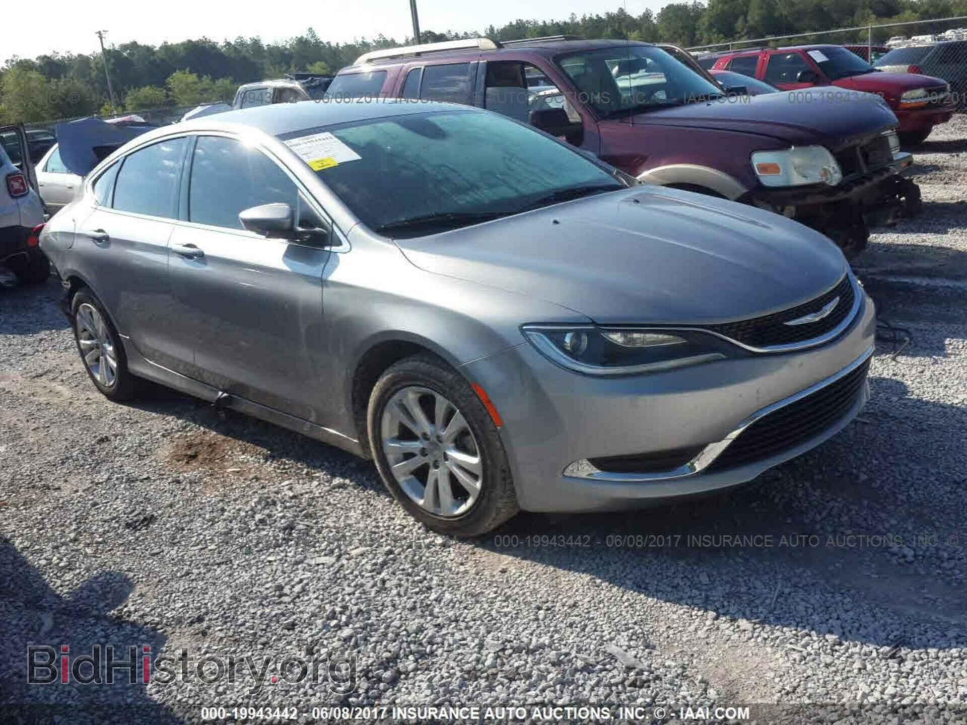 Photo 1C3CCCAB6FN723261 - Chrysler 200 2015