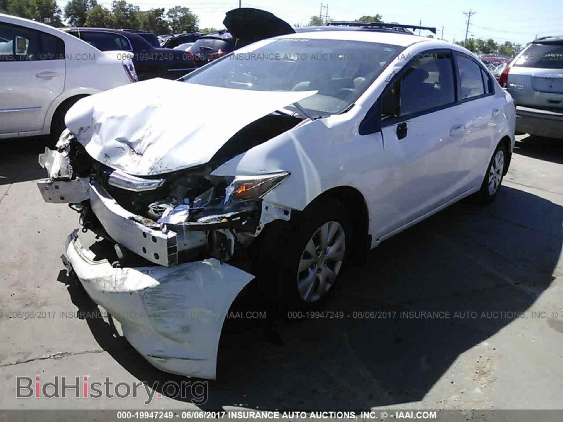 2012 Honda Civic - VIN: 19XFB2E5XCE002306 - Photo 2