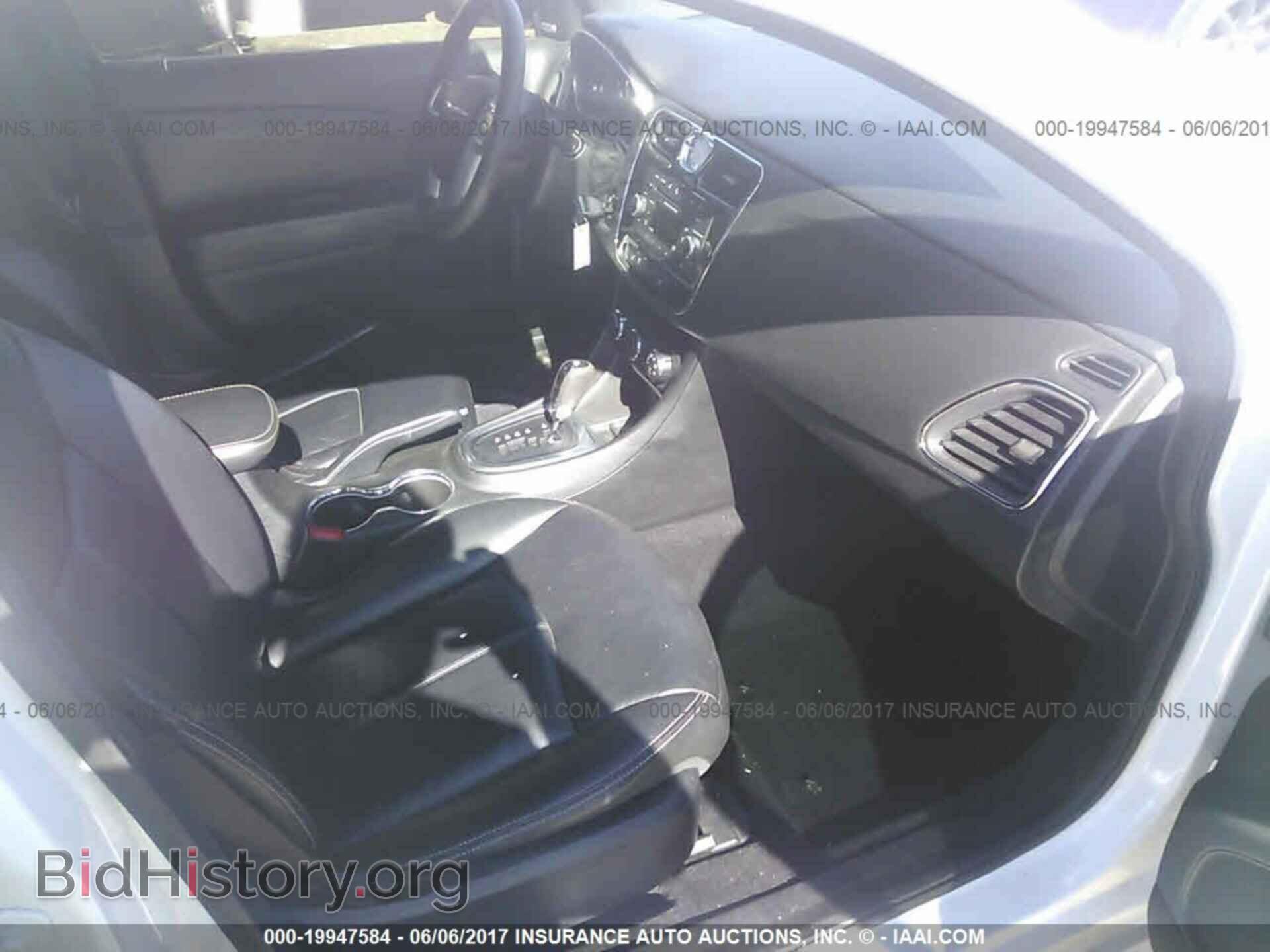 2013 Chrysler 200 - VIN: 1C3CCBCG6DN746958 - Photo 5