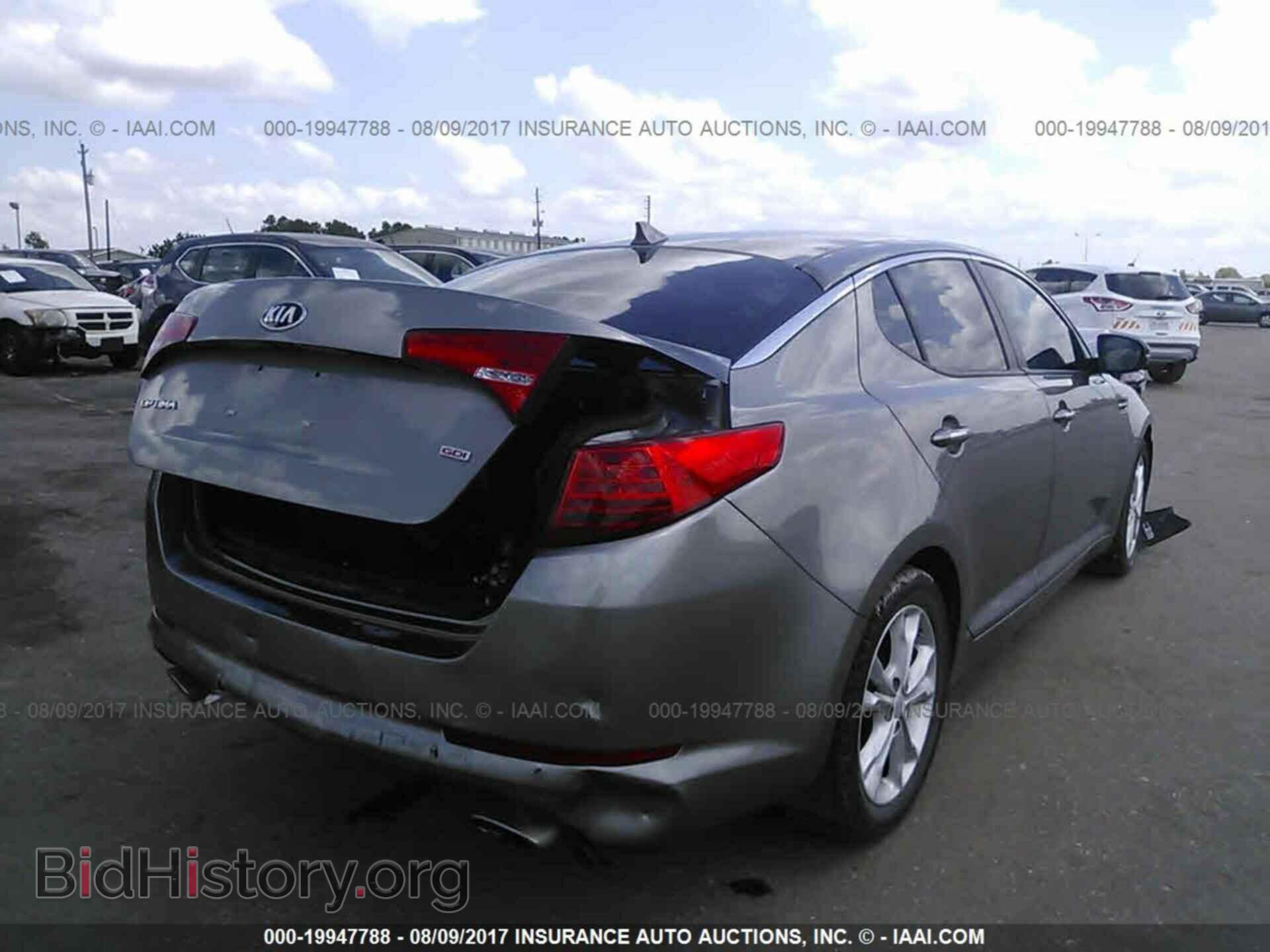 2013 Kia Optima - VIN: 5XXGM4A75DG235083 - Photo 4