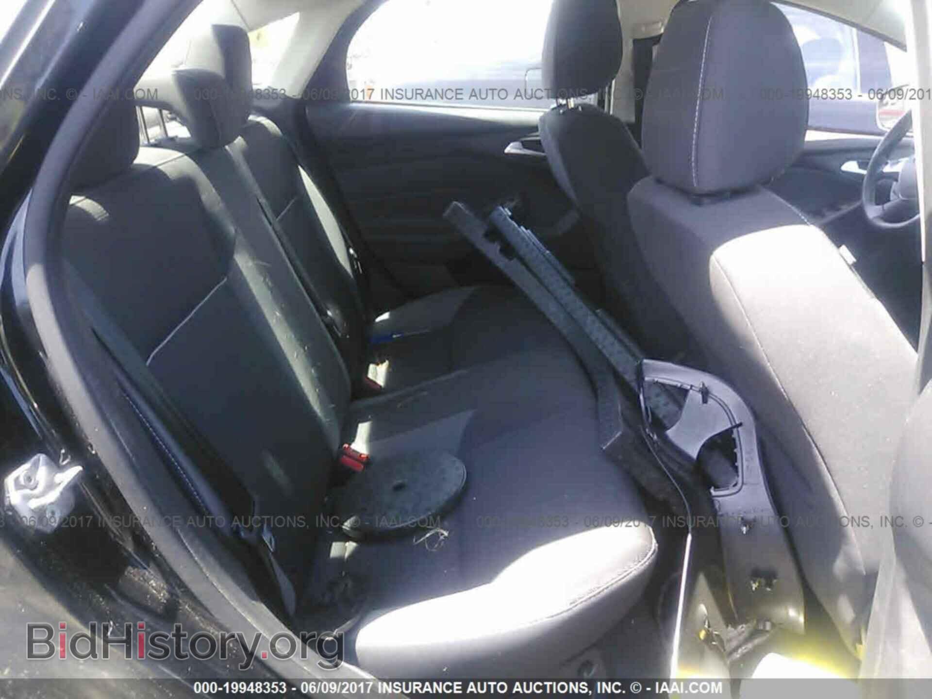 2013 Ford Focus - VIN: 1FADP3F2XDL166544 - Photo 8