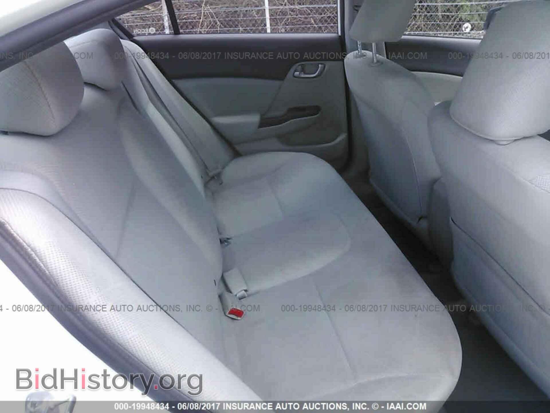 2012 Honda Civic - VIN: 19XFB5F52CE003997 - Photo 8