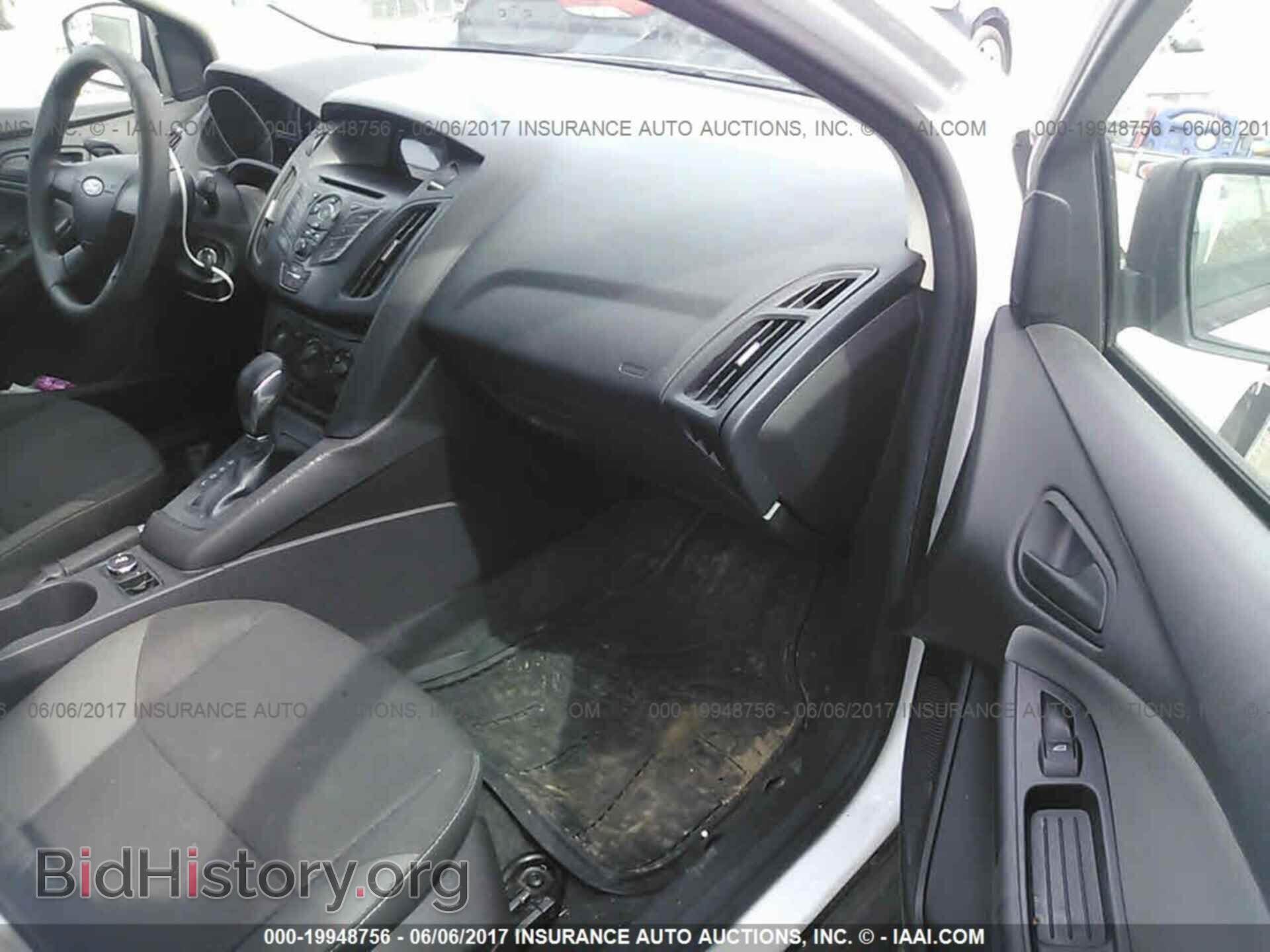 2012 Ford Focus - VIN: 1FAHP3E21CL297962 - Photo 5