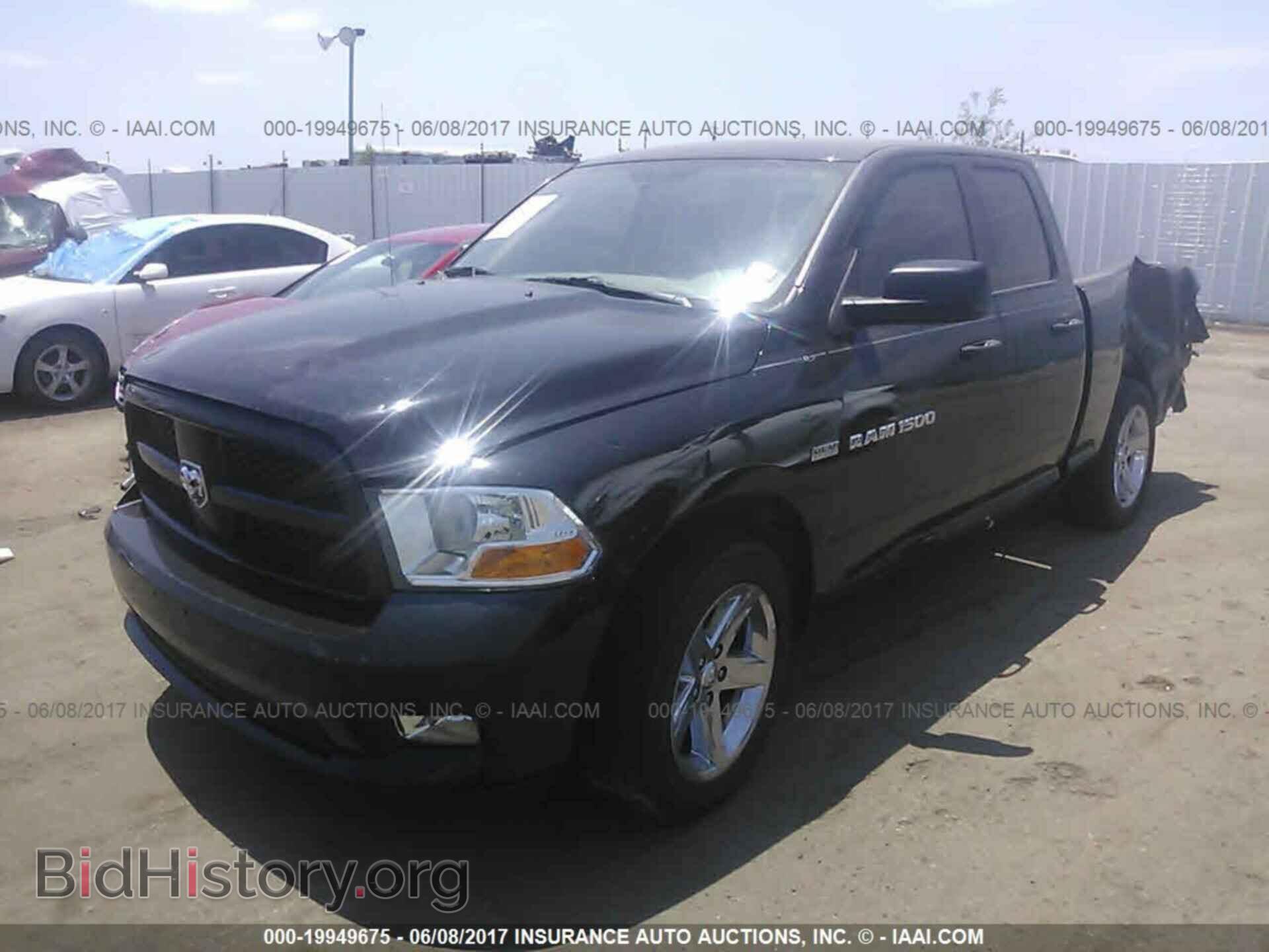 2012 Dodge Ram 1500 - VIN: 1C6RD6FTXCS228829 - Фото 2