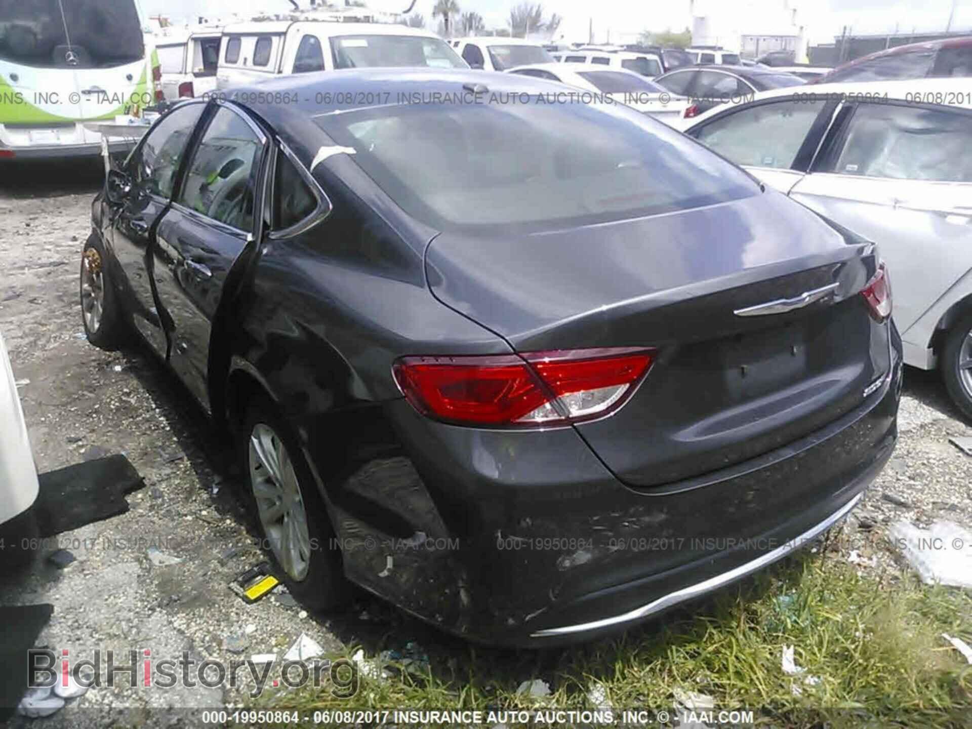2015 Chrysler 200 - VIN: 1C3CCCAB0FN734305 - Photo 3