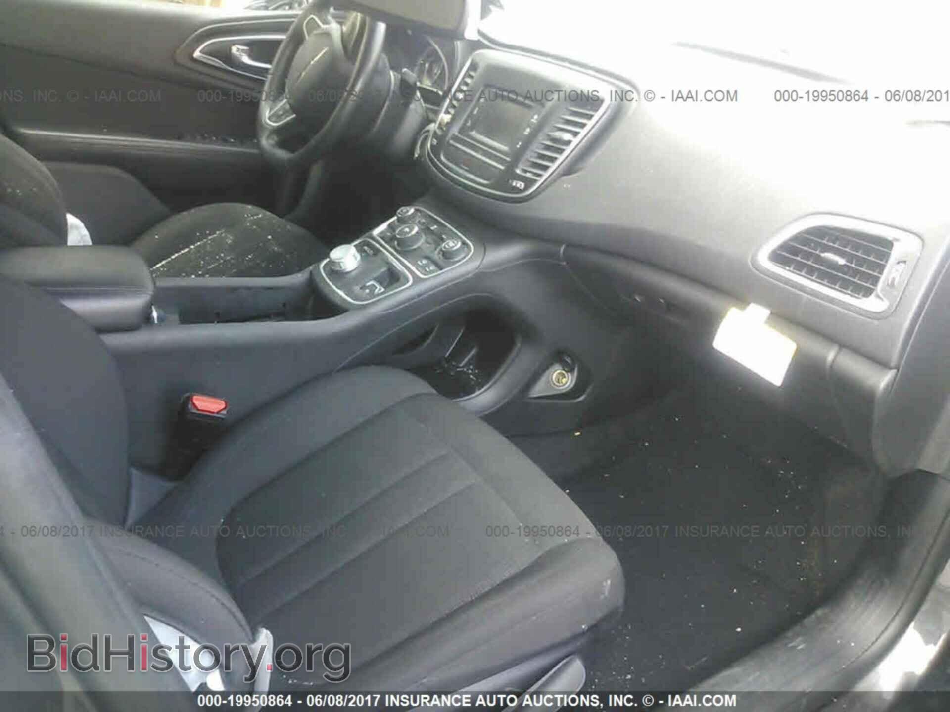 2015 Chrysler 200 - VIN: 1C3CCCAB0FN734305 - Photo 5