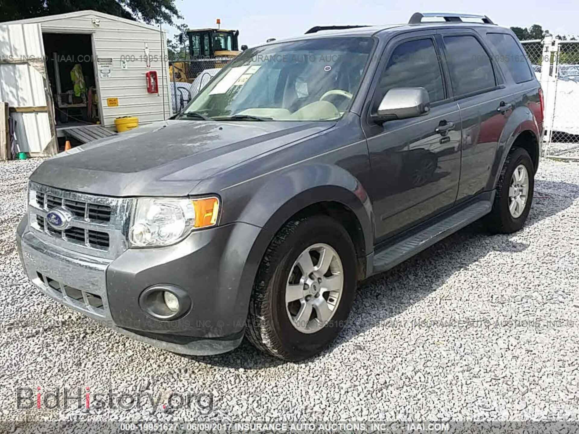 2011 Ford Escape - VIN: 1FMCU0E79BKB70464 - Фото 2
