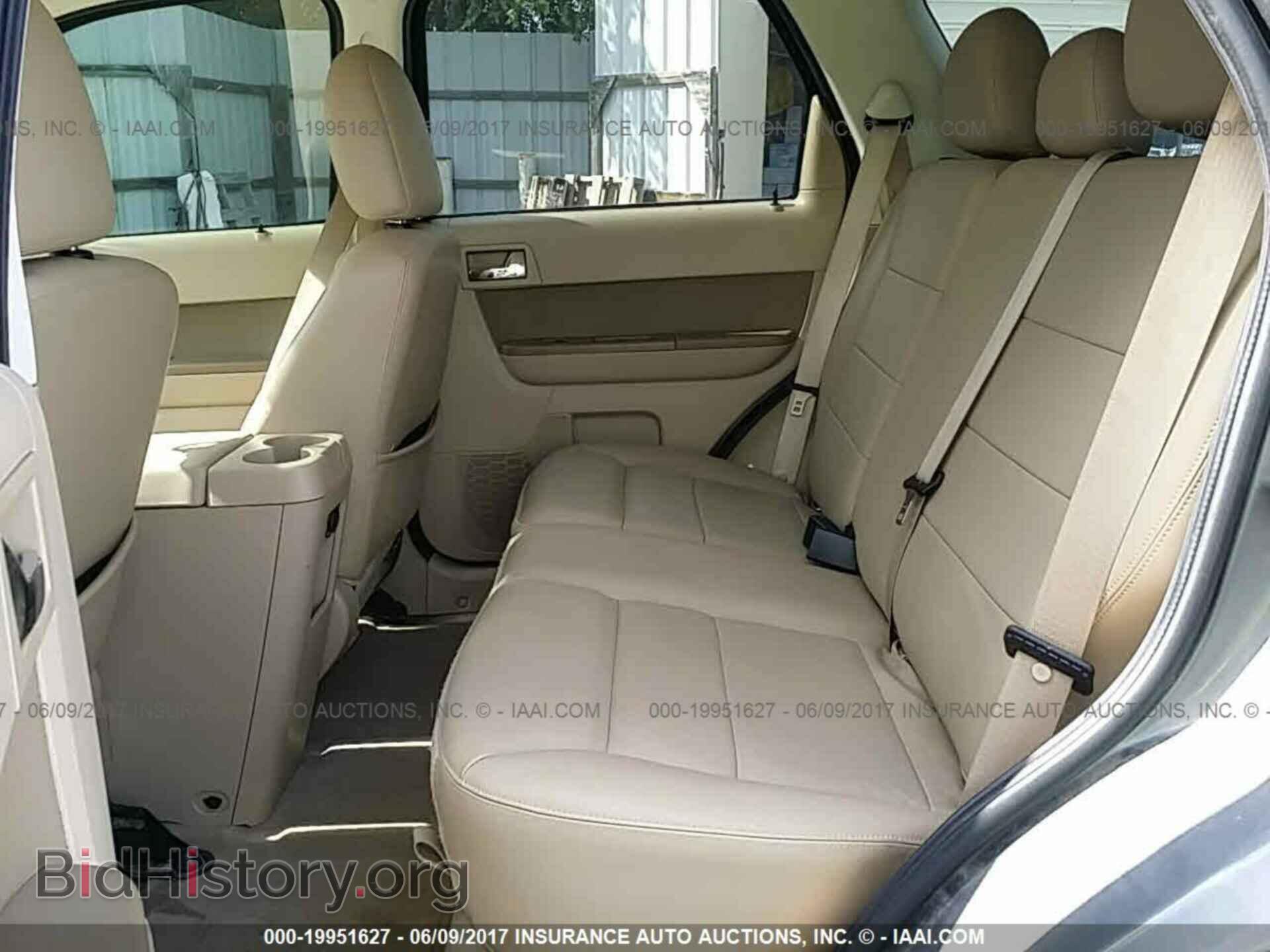 2011 Ford Escape - VIN: 1FMCU0E79BKB70464 - Фото 8