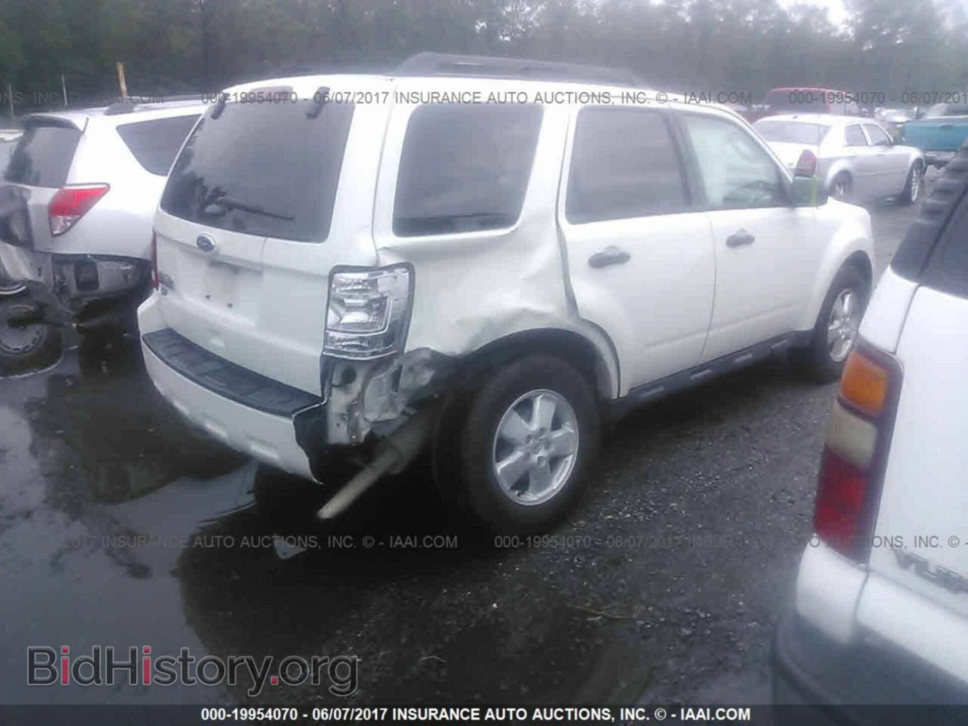 2012 Ford Escape - VIN: 1FMCU0D78CKB38642 - Фото 4