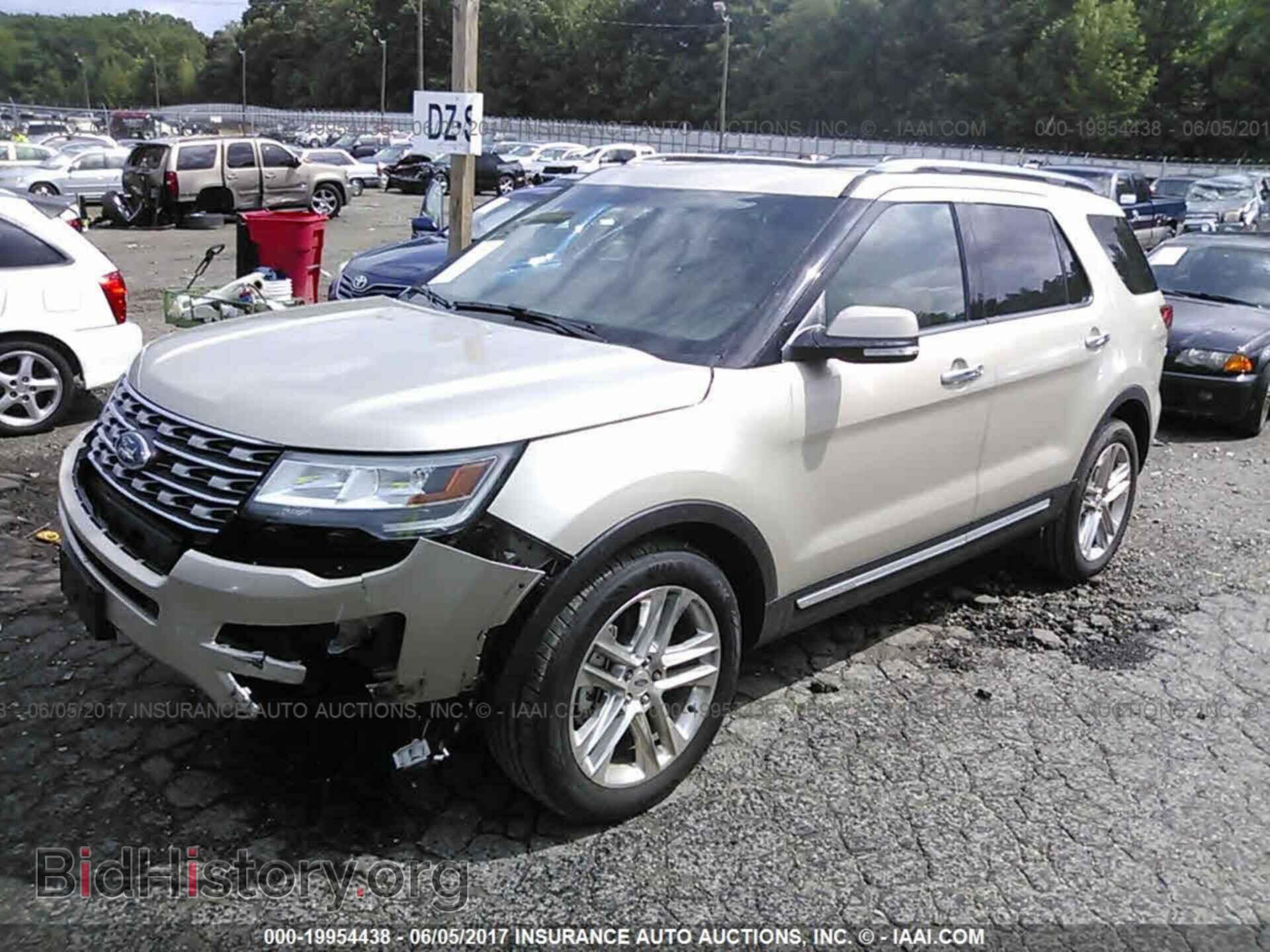 2017 Ford Explorer - VIN: 1FM5K7F88HGB76363 - Photo 2