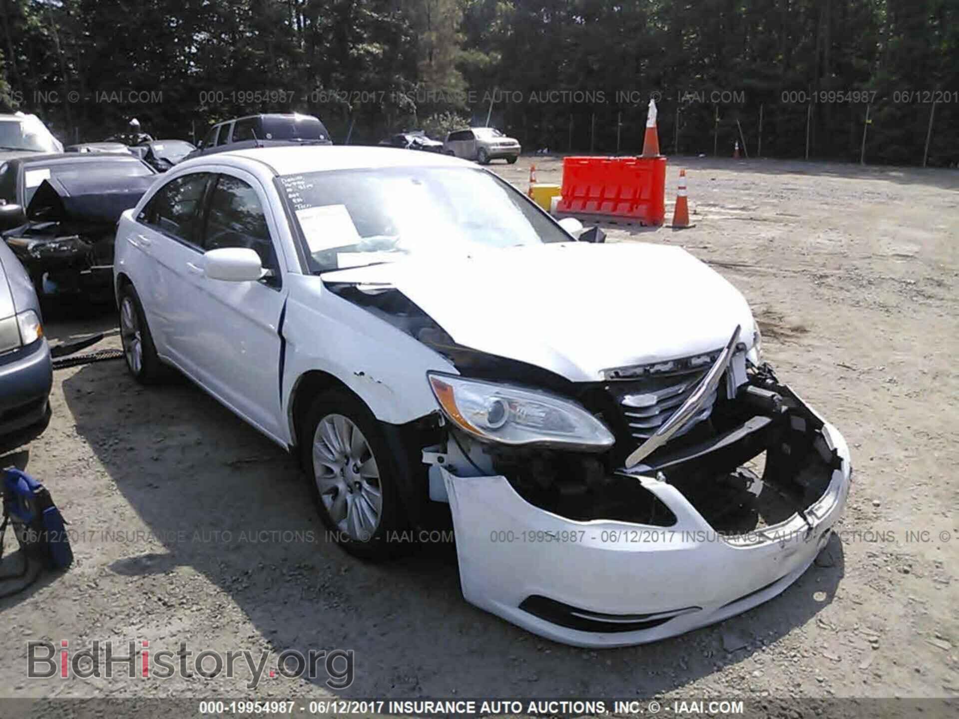 Фотография 1C3CCBAB7CN325918 - Chrysler 200 2012
