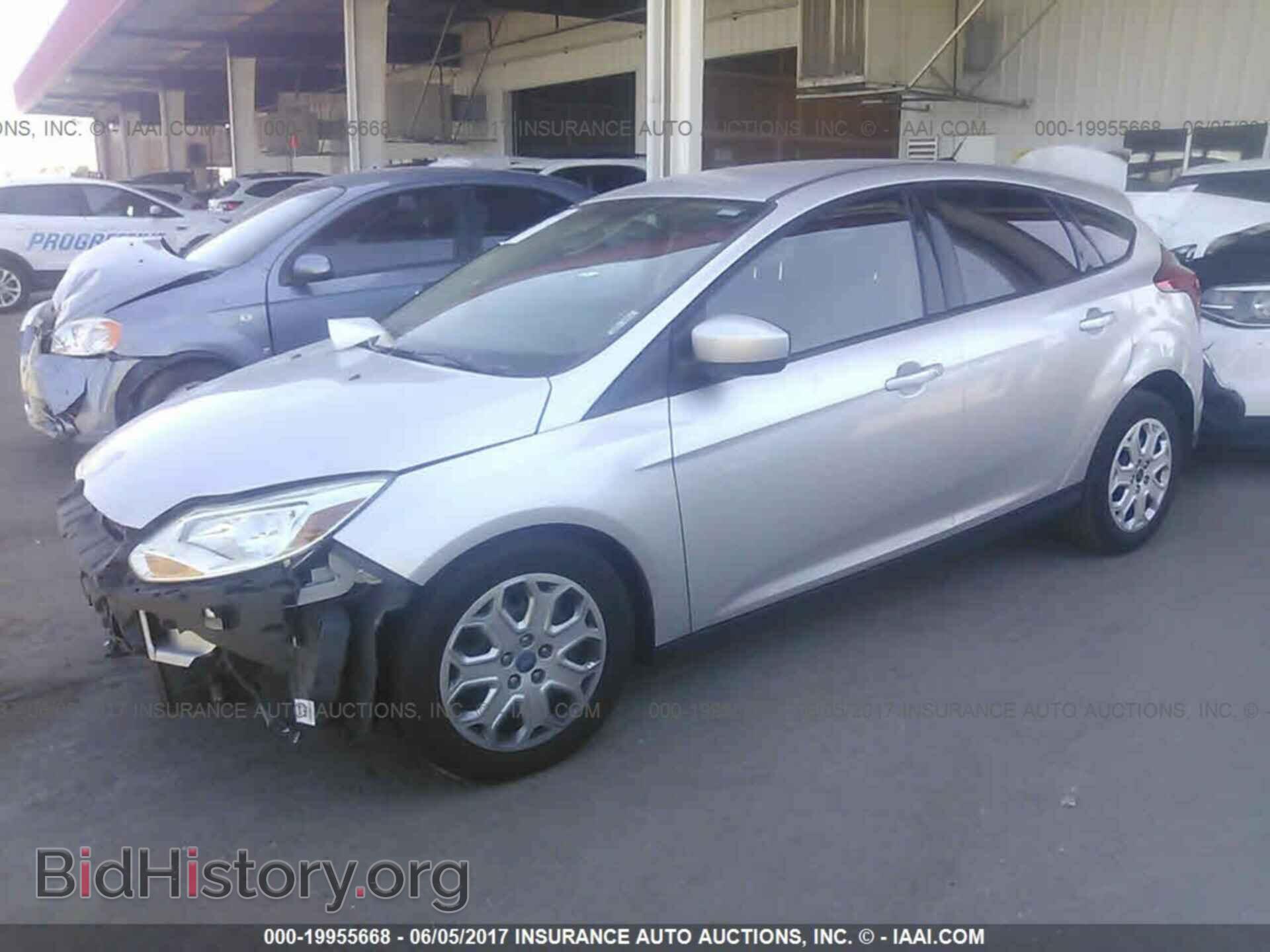 2012 Ford Focus - VIN: 1FAHP3K21CL190267 - Фото 2