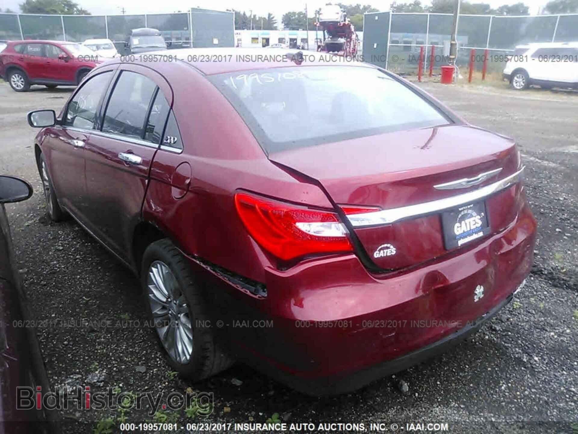 2012 Chrysler 200 - VIN: 1C3CCBCB9CN257750 - Фото 3