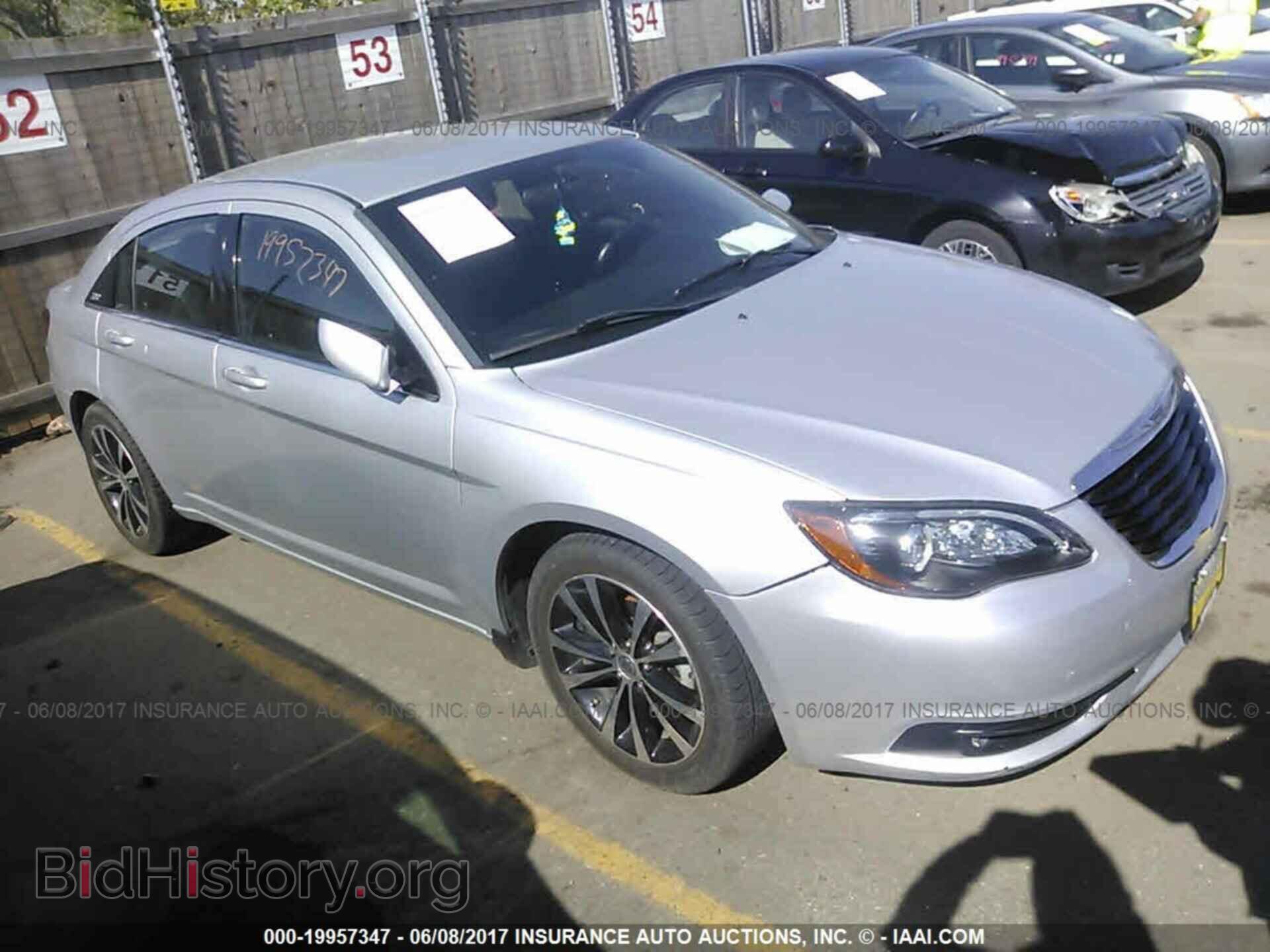 Фотография 1C3CCBBG9CN304322 - Chrysler 200 2012
