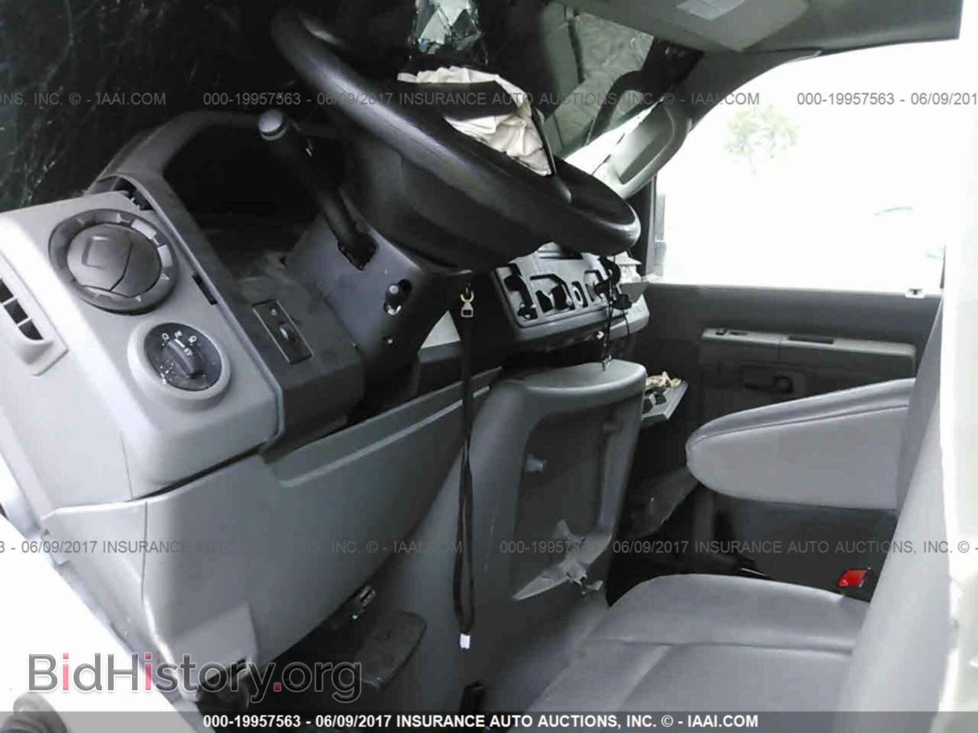 2012 Ford Econoline - VIN: 1FTNS2EW2CDB37589 - Фото 5