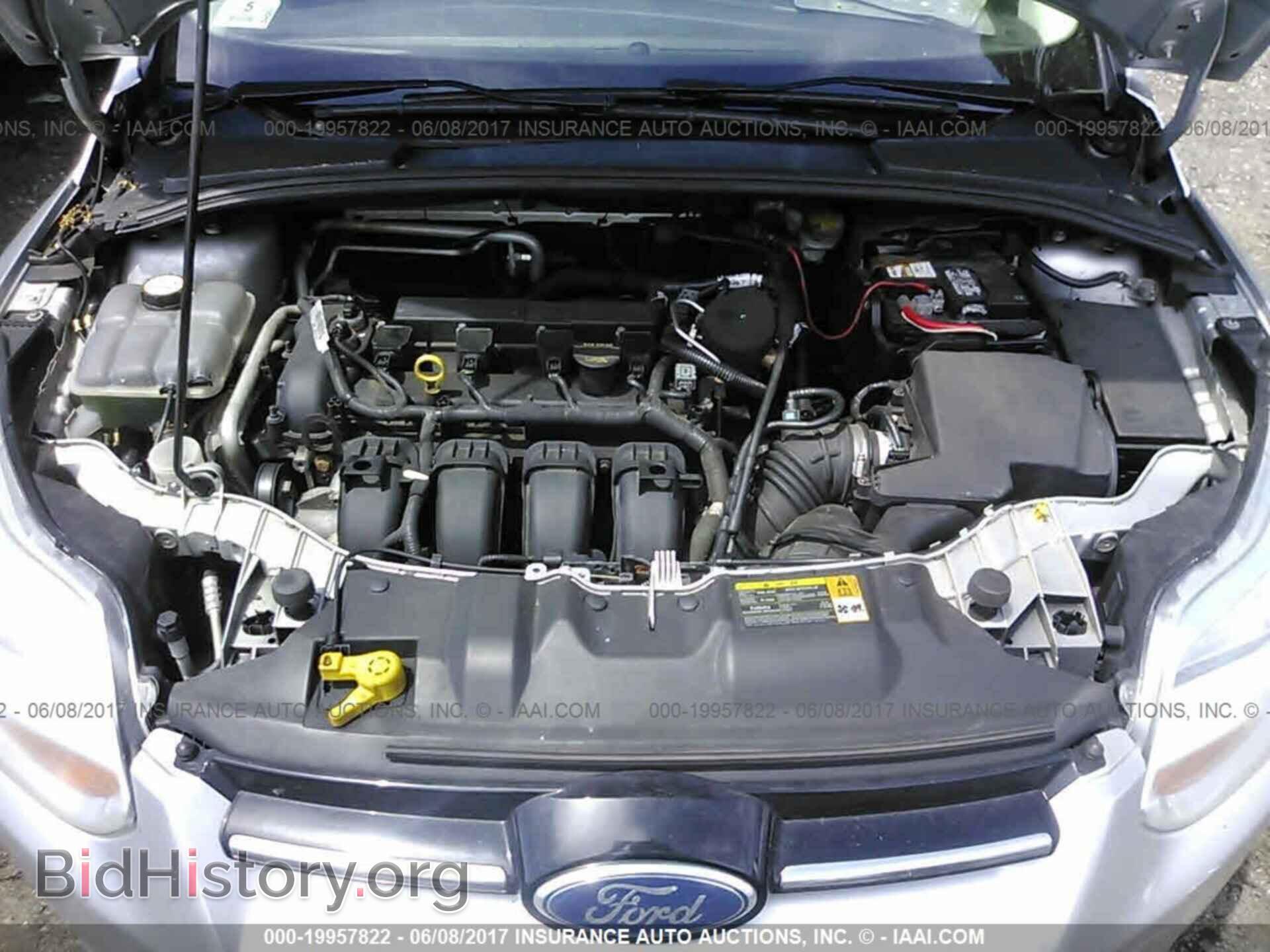 2012 Ford Focus - VIN: 1FAHP3M25CL331452 - Photo 10