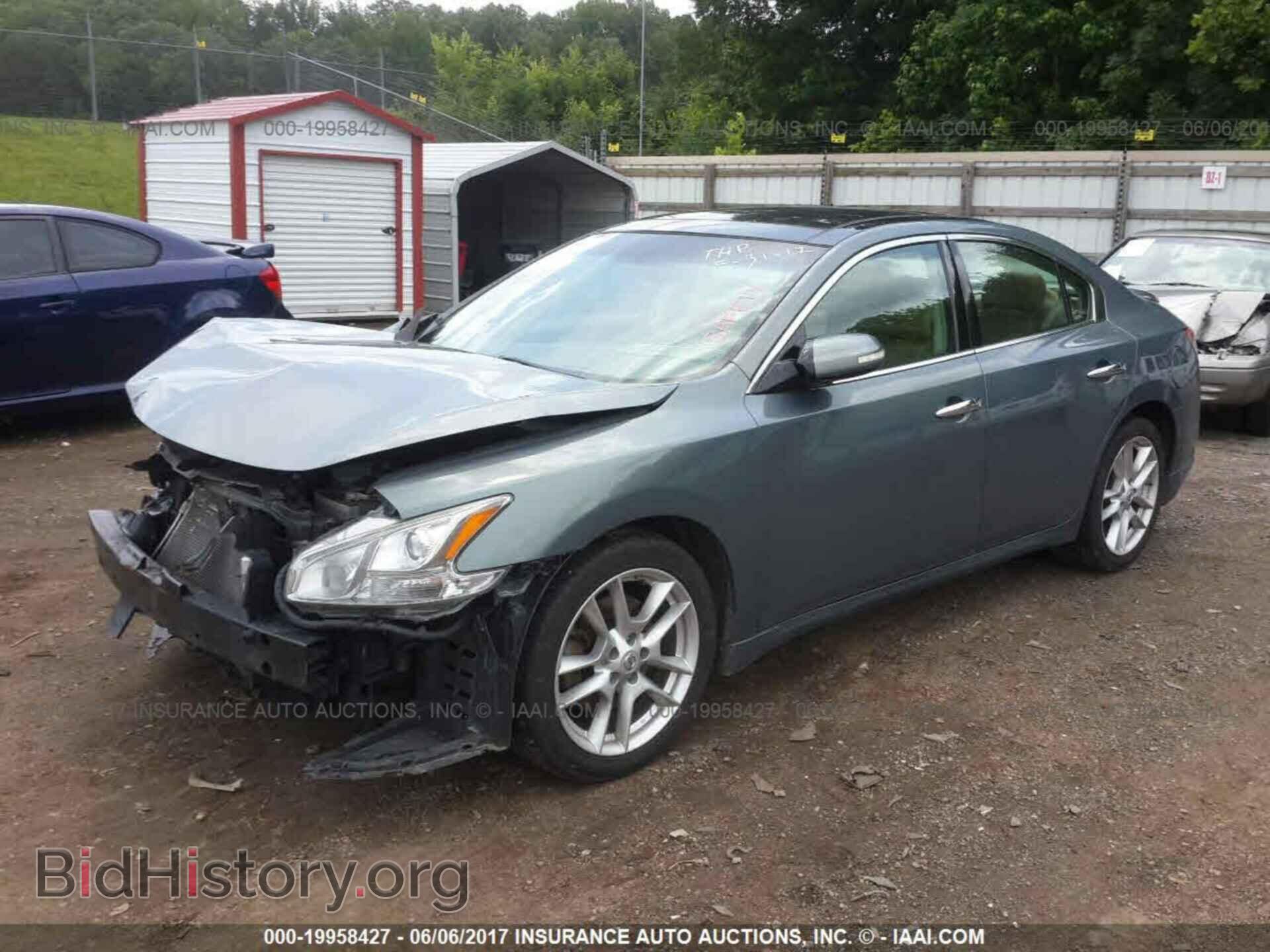 2011 Nissan Maxima - VIN: 1N4AA5AP4BC852689 - Photo 2