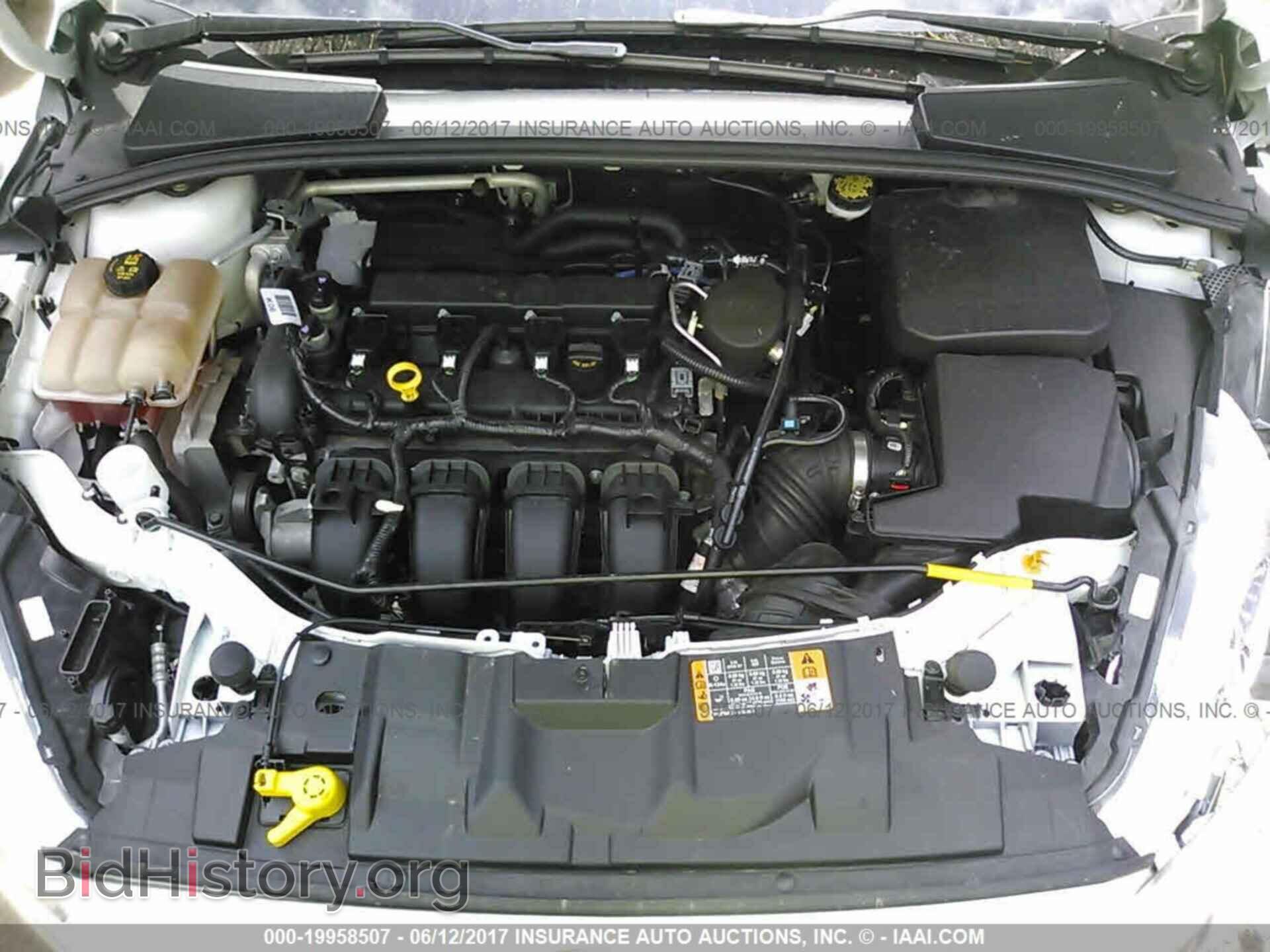2016 Ford Focus - VIN: 1FADP3F28GL214319 - Фото 10