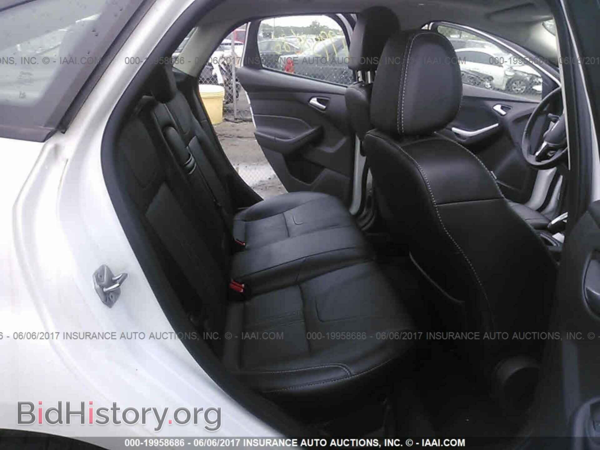 2013 Ford Focus - VIN: 1FADP3F23DL302013 - Фото 8