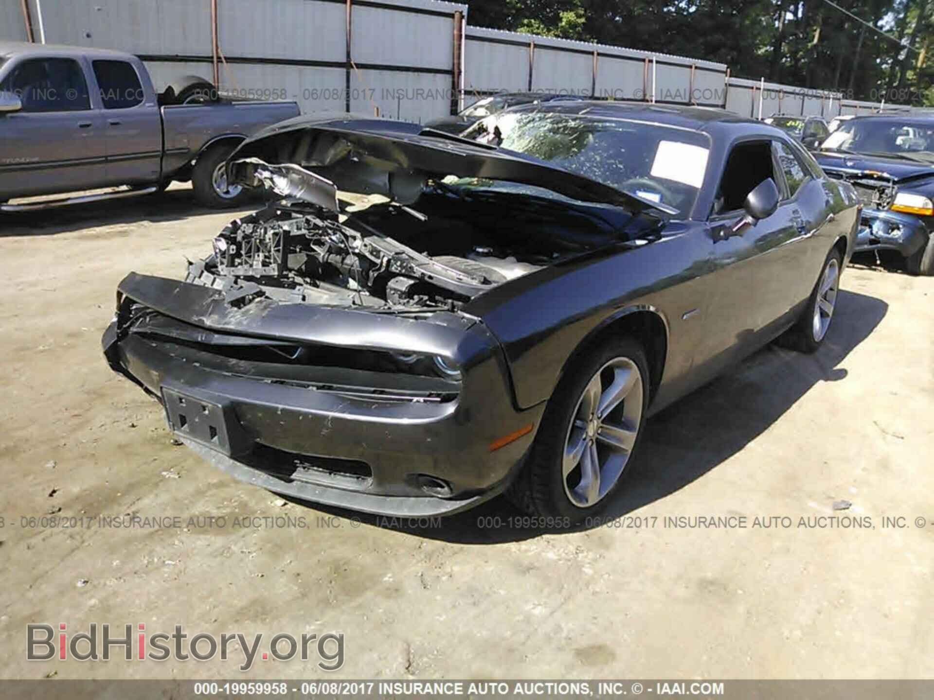 2015 Dodge Challenger - VIN: 2C3CDZATXFH816625 - Photo 2