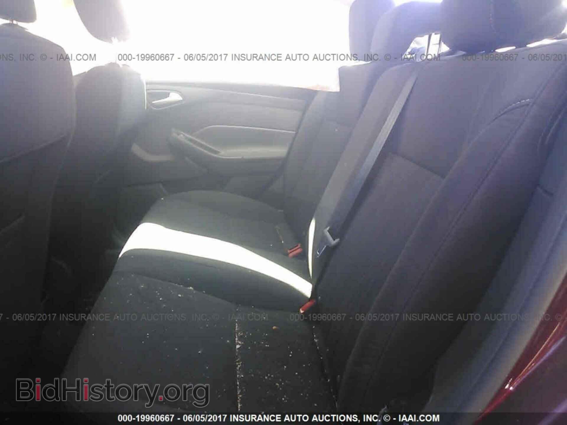 2016 Ford Focus - VIN: 1FADP3F28GL362020 - Photo 8