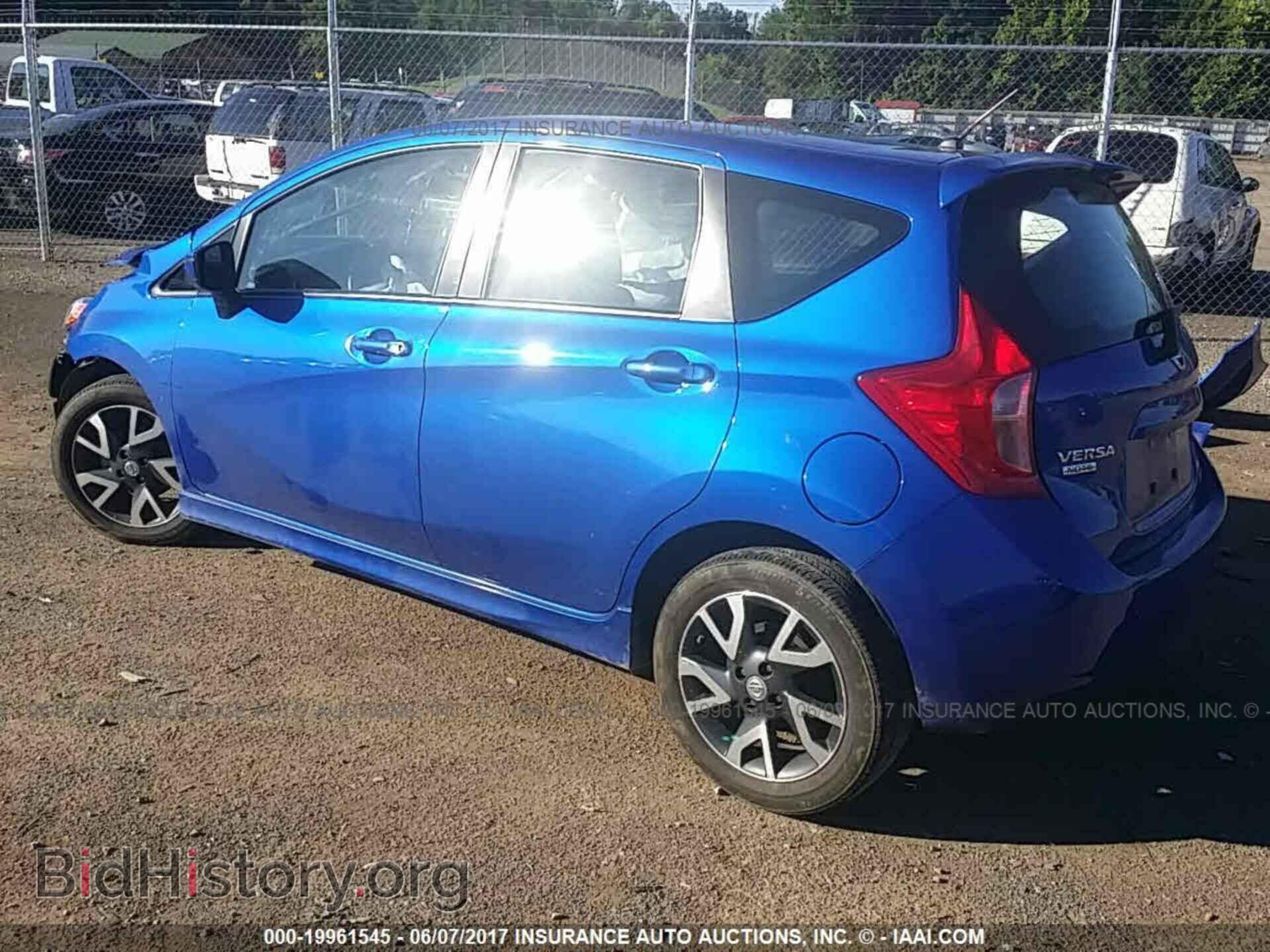 2015 Nissan Versa note - VIN: 3N1CE2CP7FL392671 - Photo 3